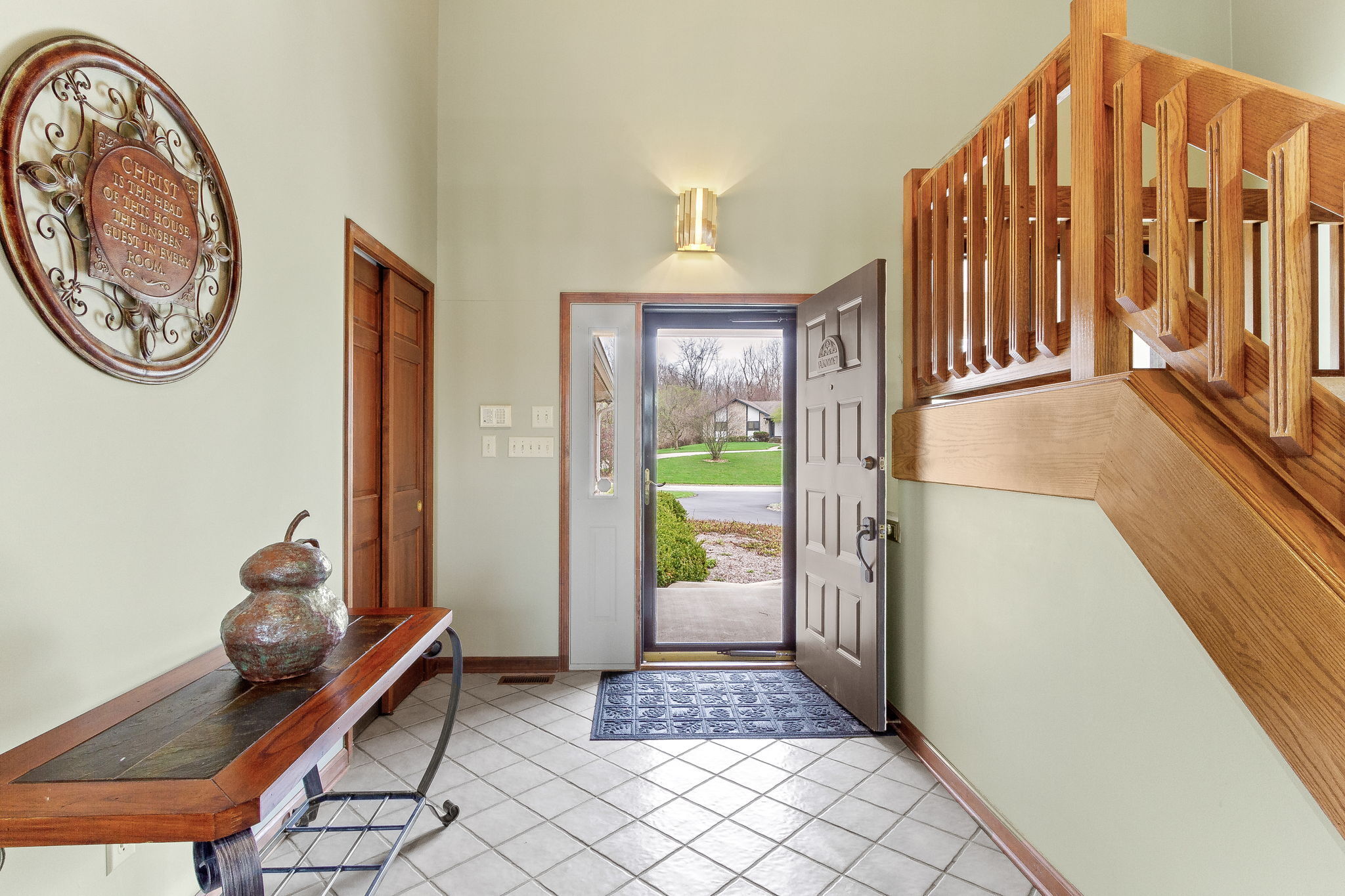 6716 Thoroughbred Drive
