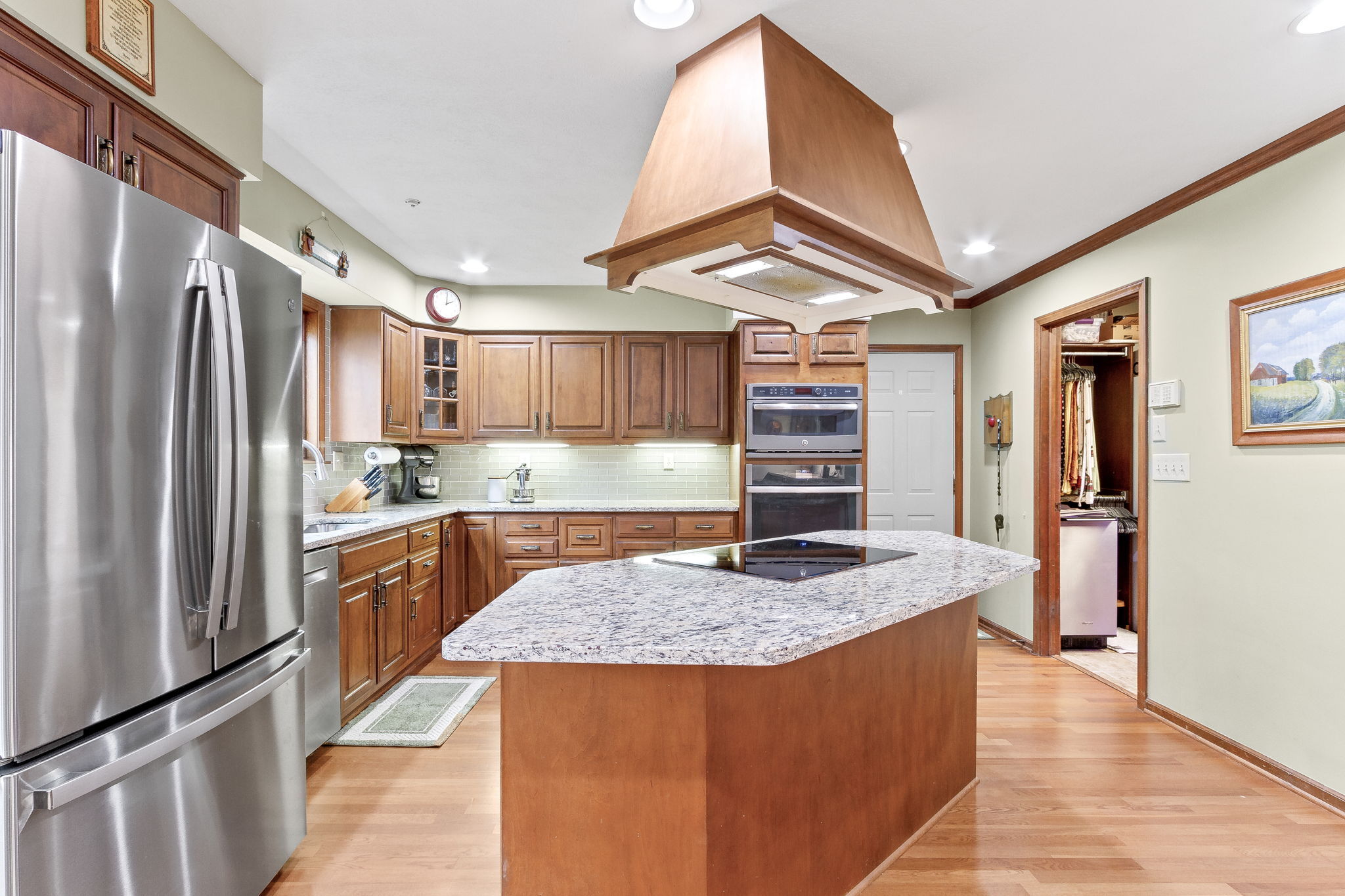 6716 Thoroughbred Drive