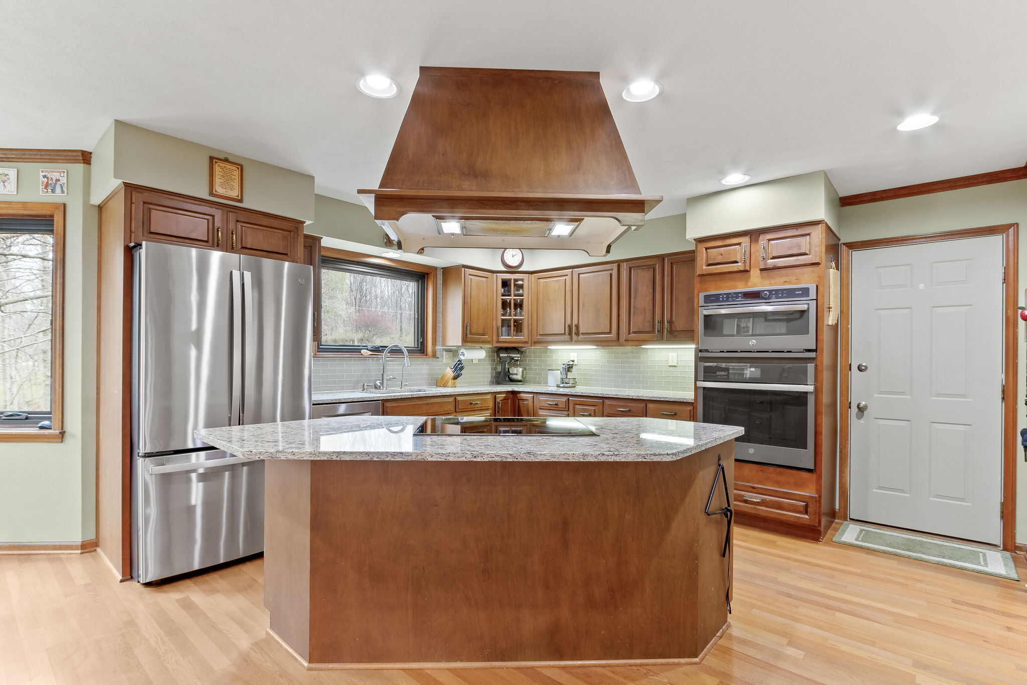 6716 Thoroughbred Drive