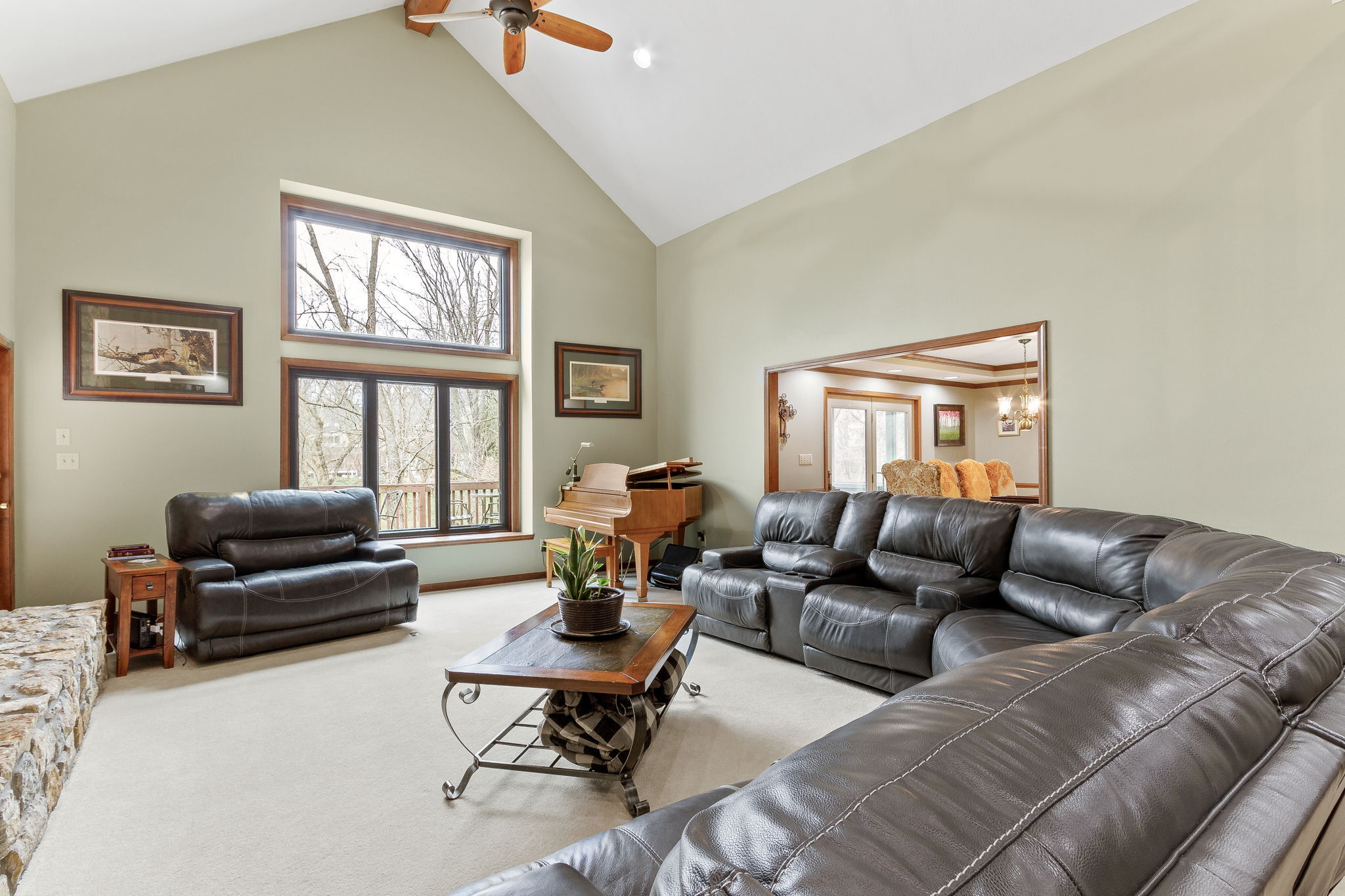 6716 Thoroughbred Drive