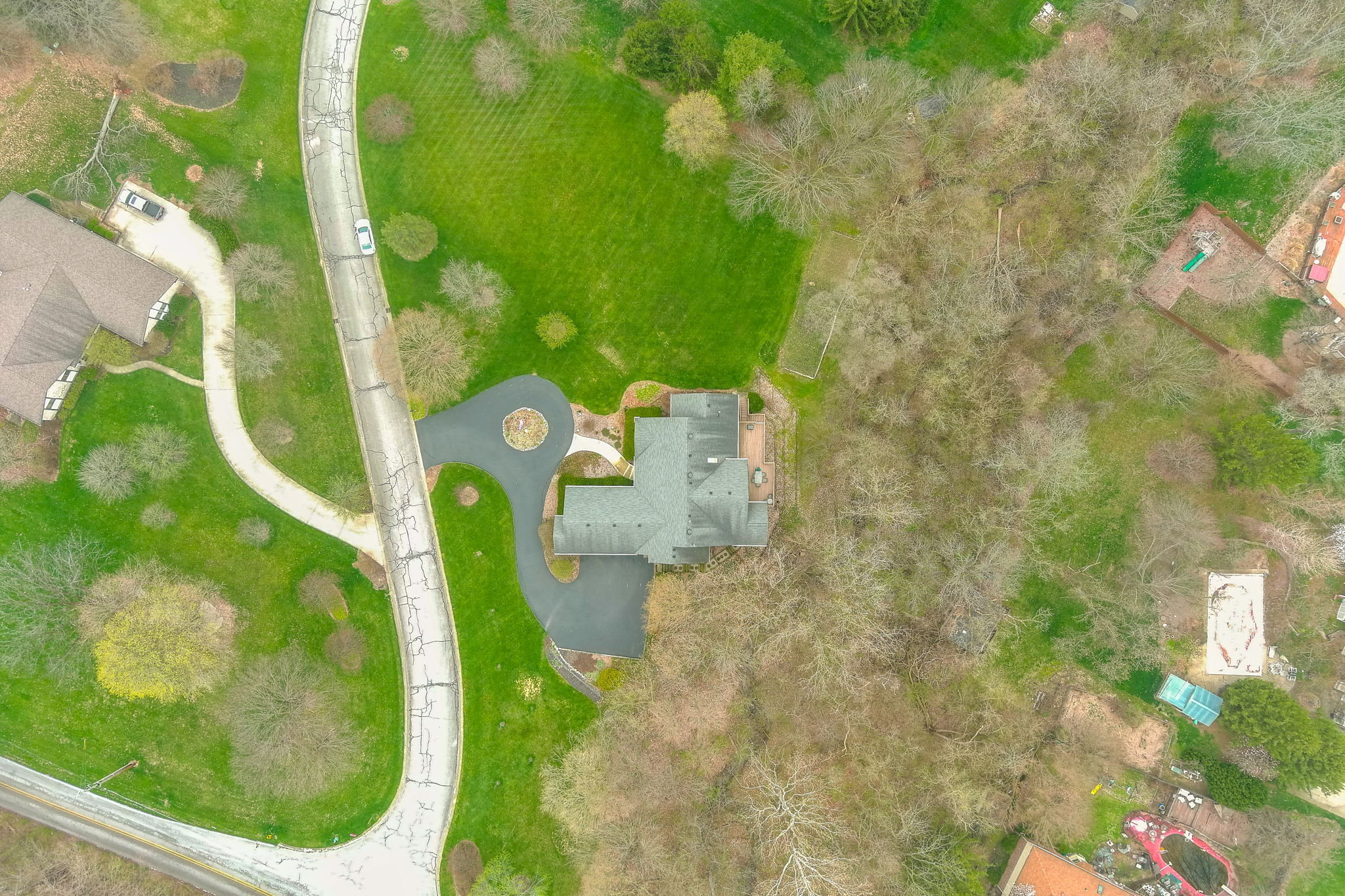 6716 Thoroughbred Drive