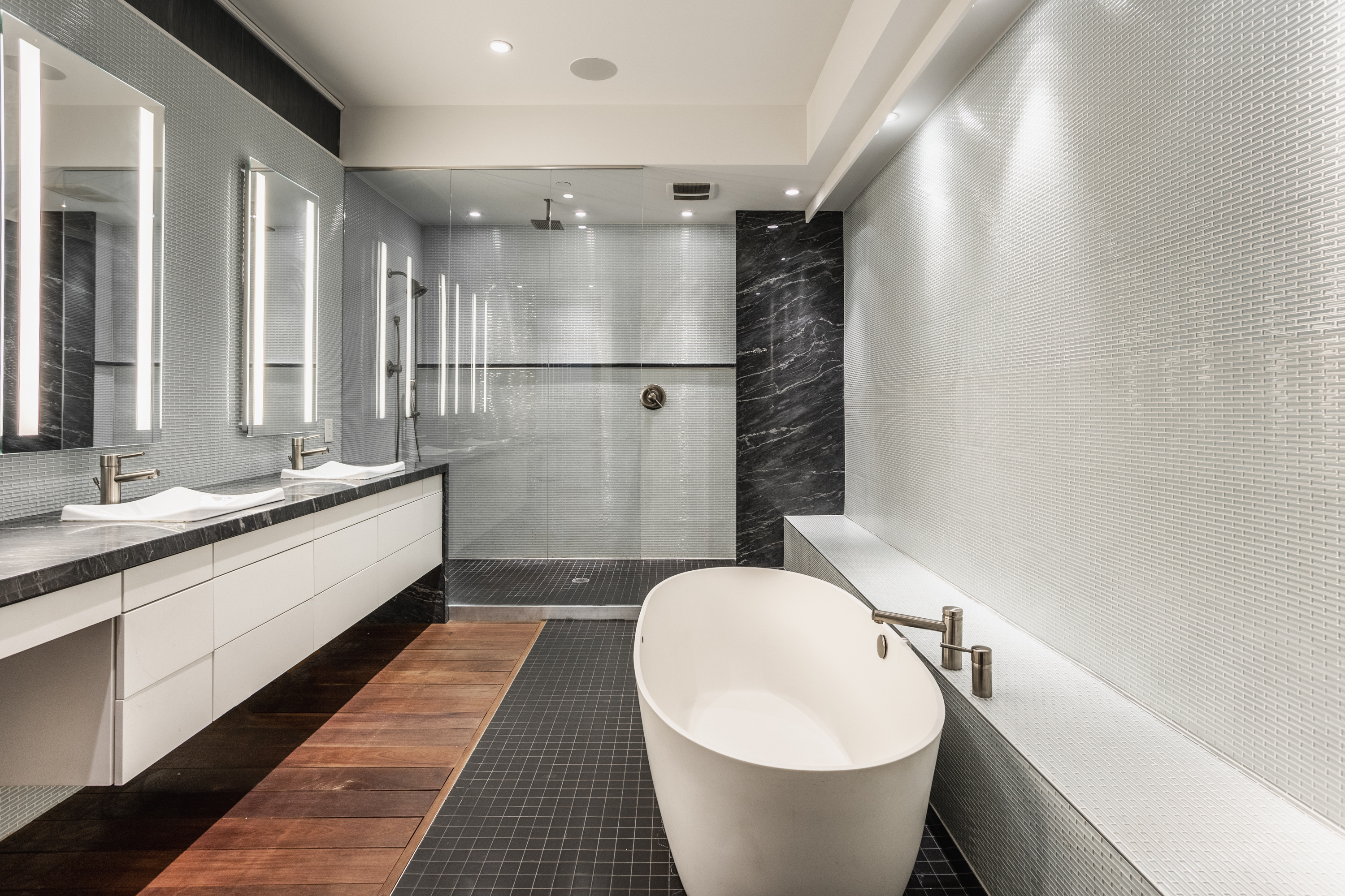 429 N Pennsylvania Street Unit: # 700