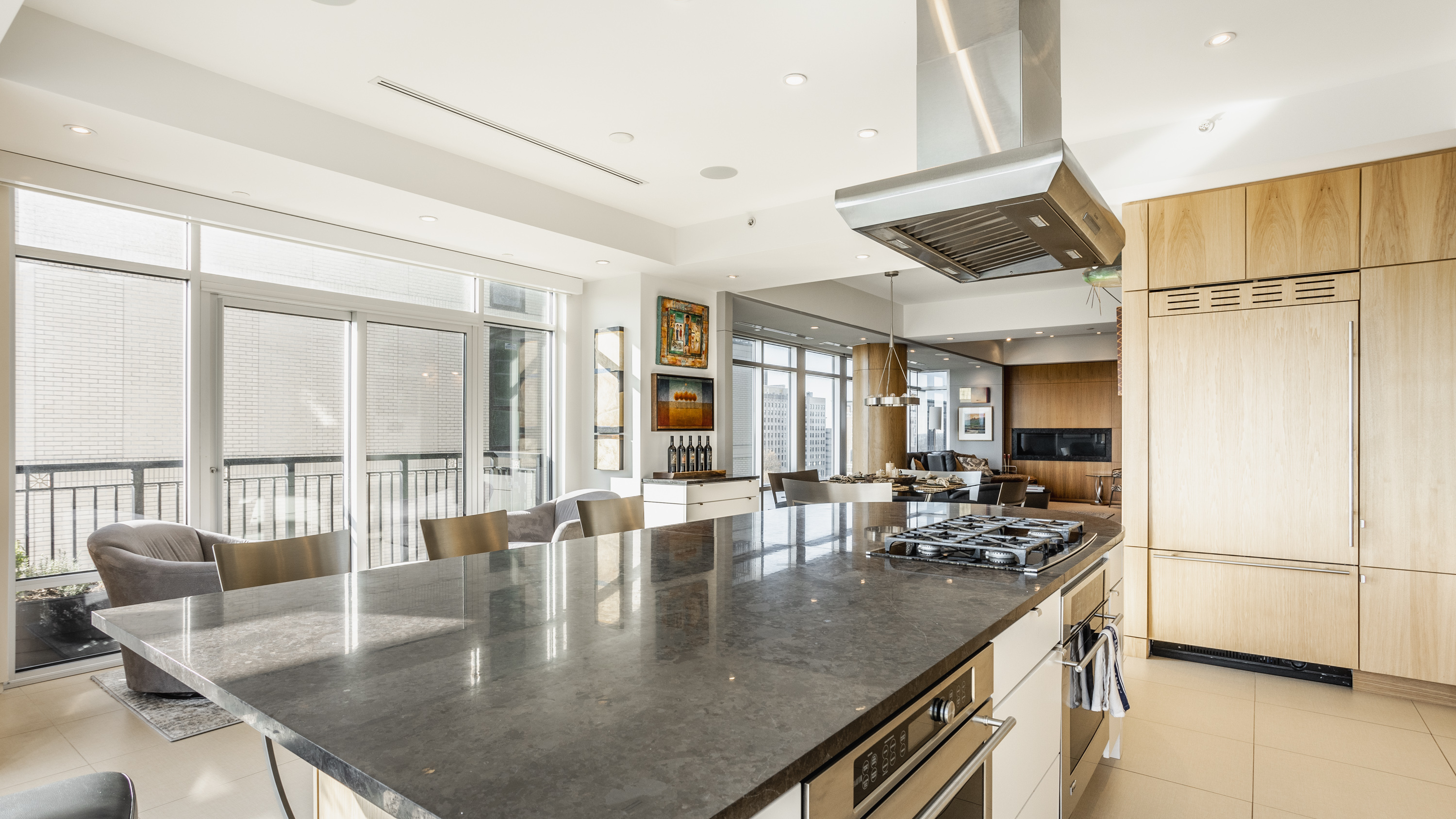 429 N Pennsylvania Street Unit: # 700