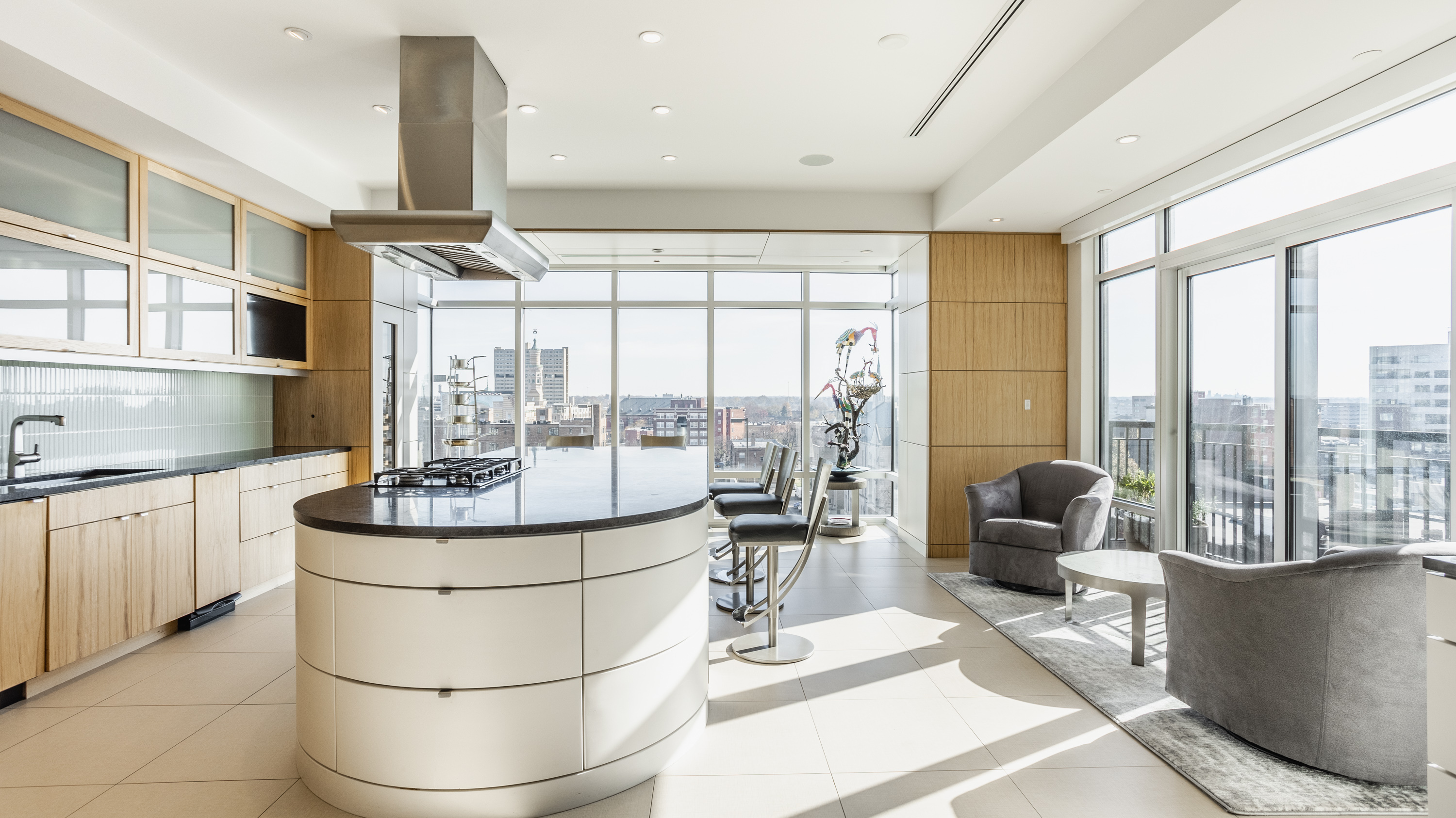 429 N Pennsylvania Street Unit: # 700