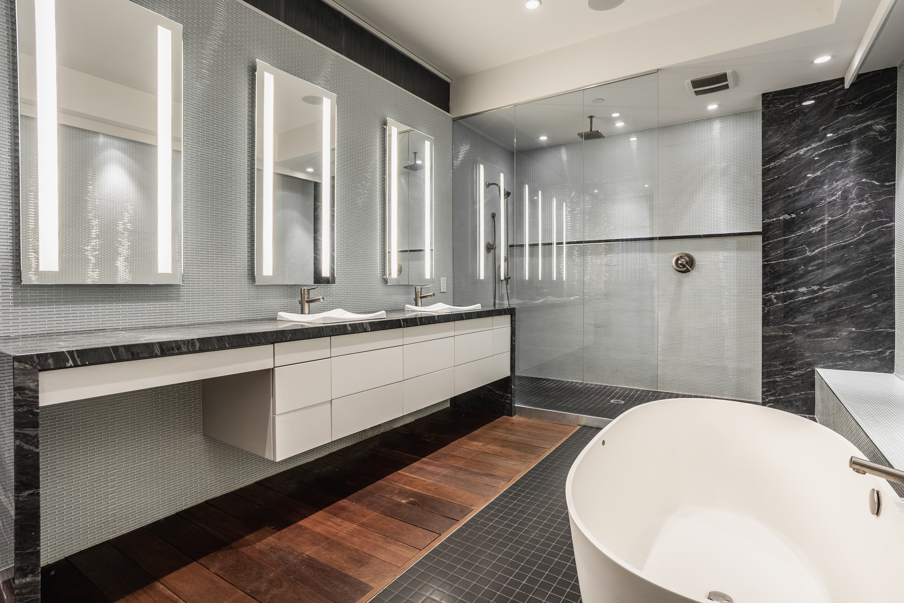 429 N Pennsylvania Street Unit: # 700