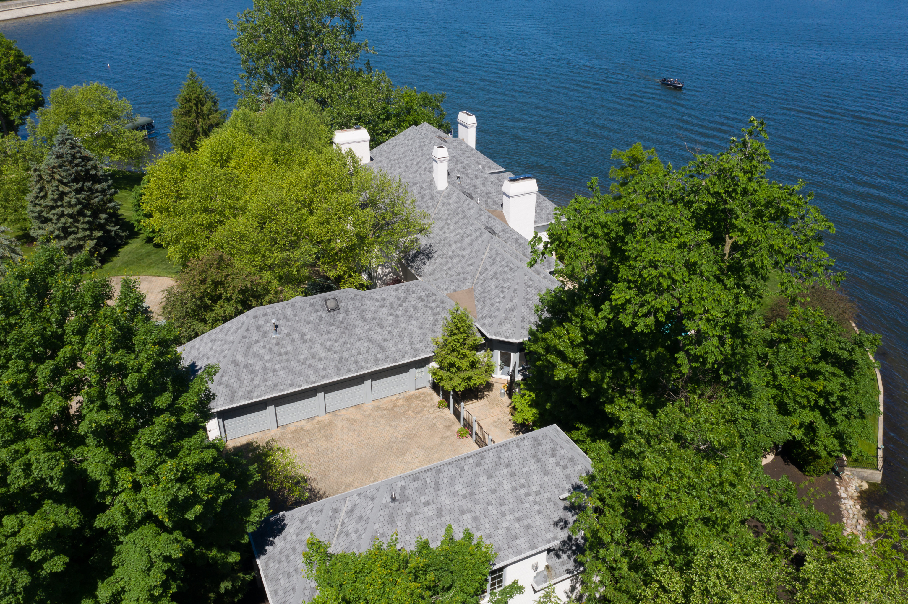 8224 Hunters Place