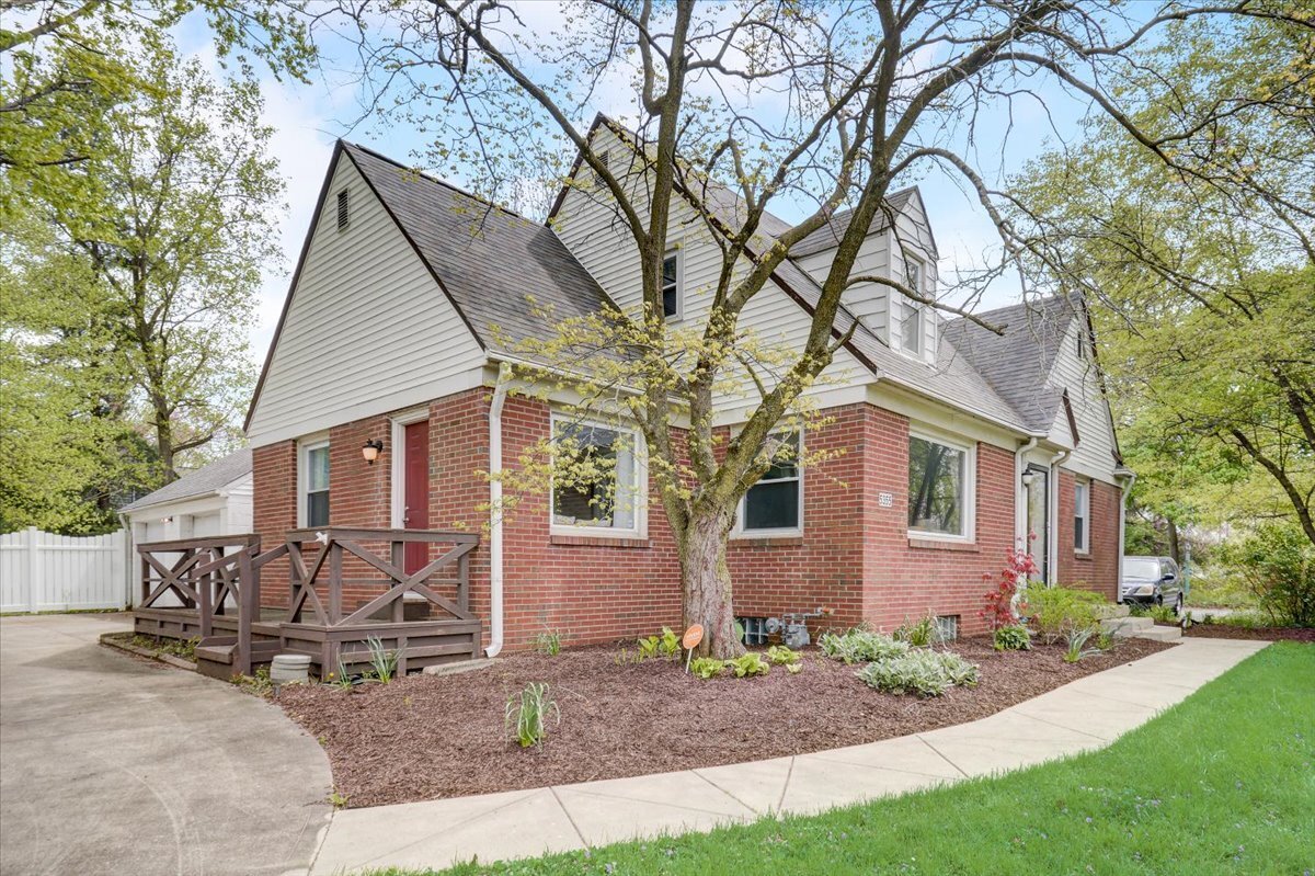 5355 N Michigan Road
