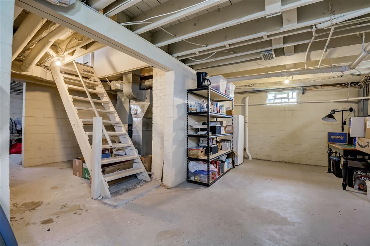 5355 N Michigan Road