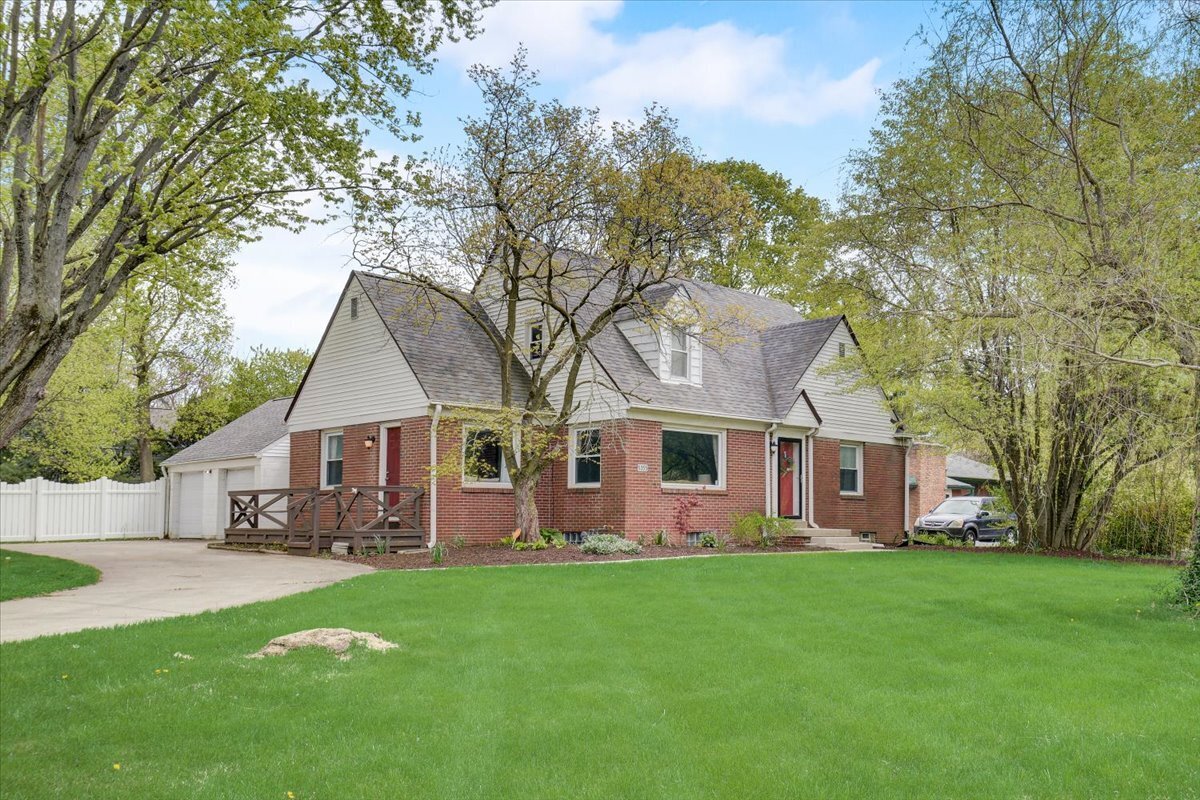 5355 N Michigan Road