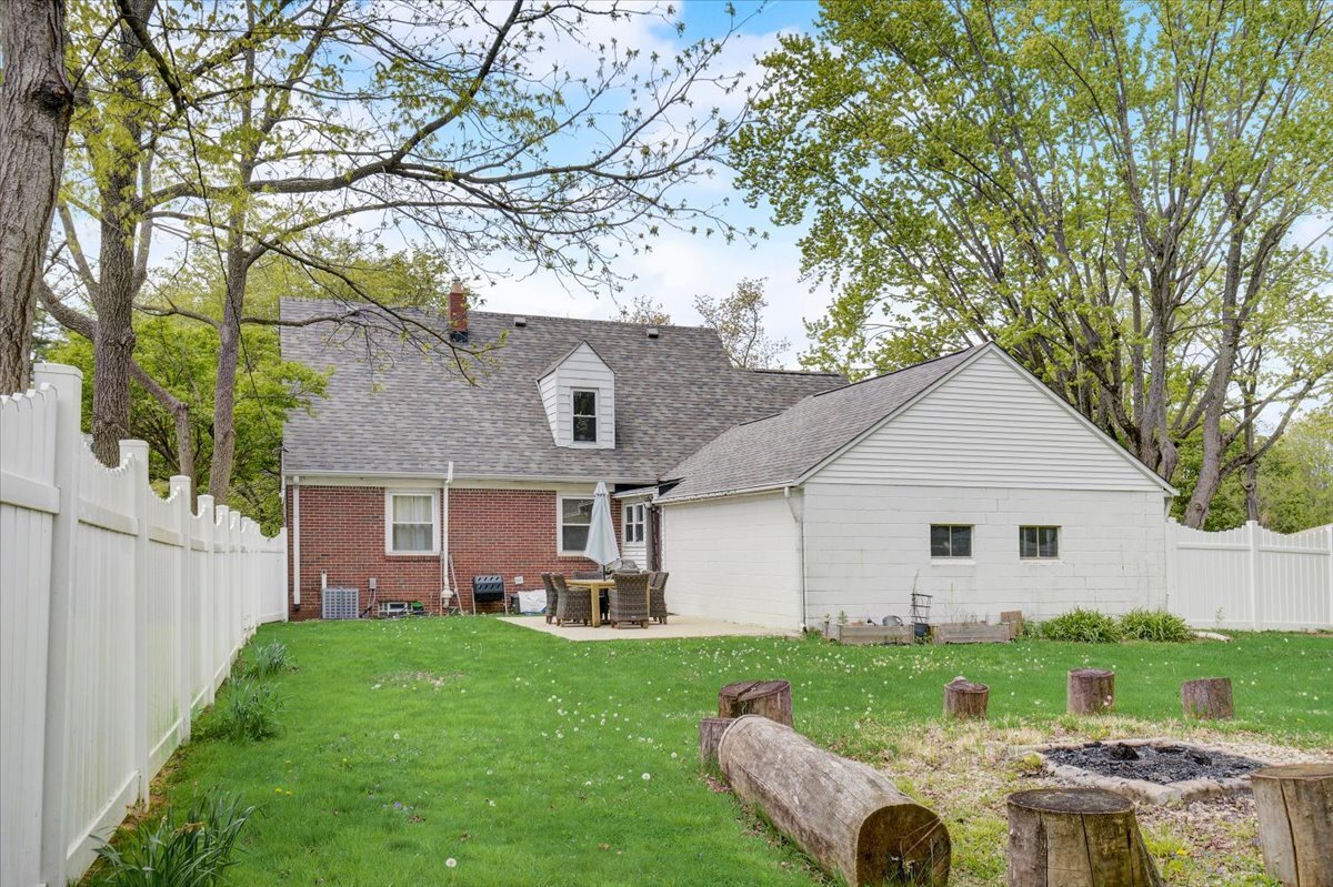 5355 N Michigan Road