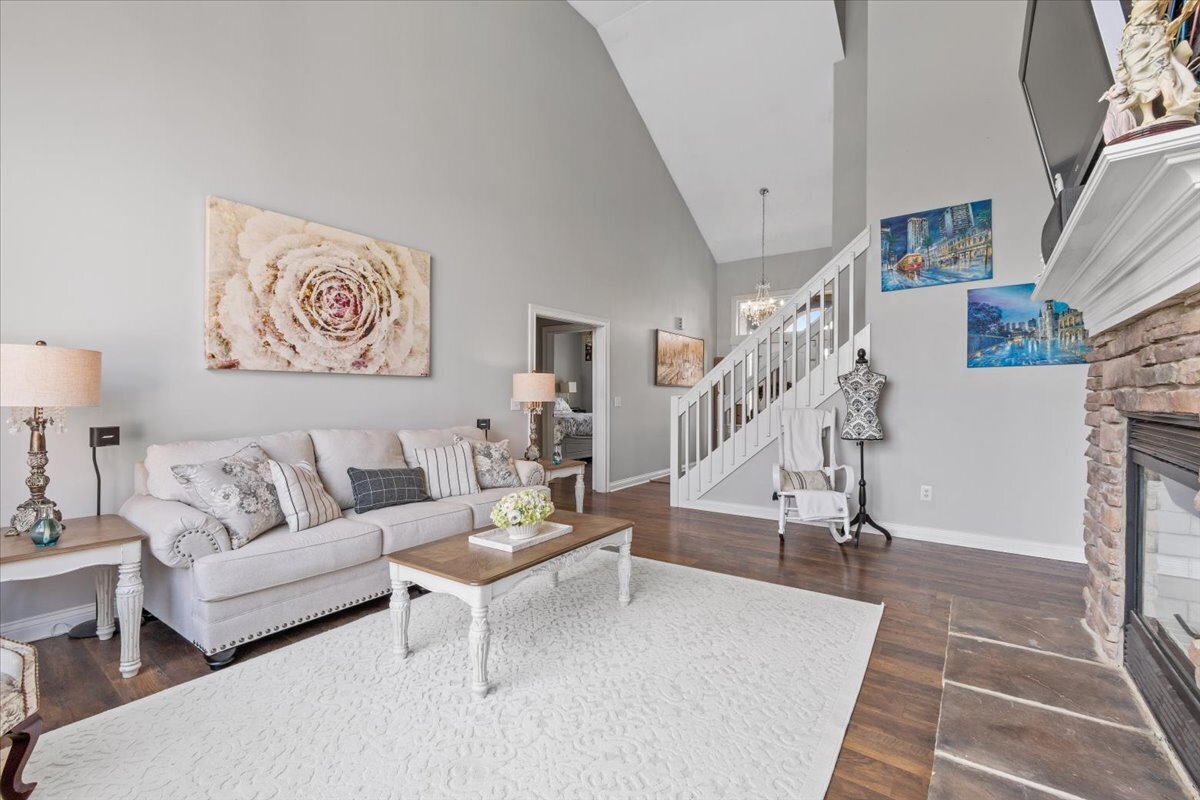 4315 Cordell Cove