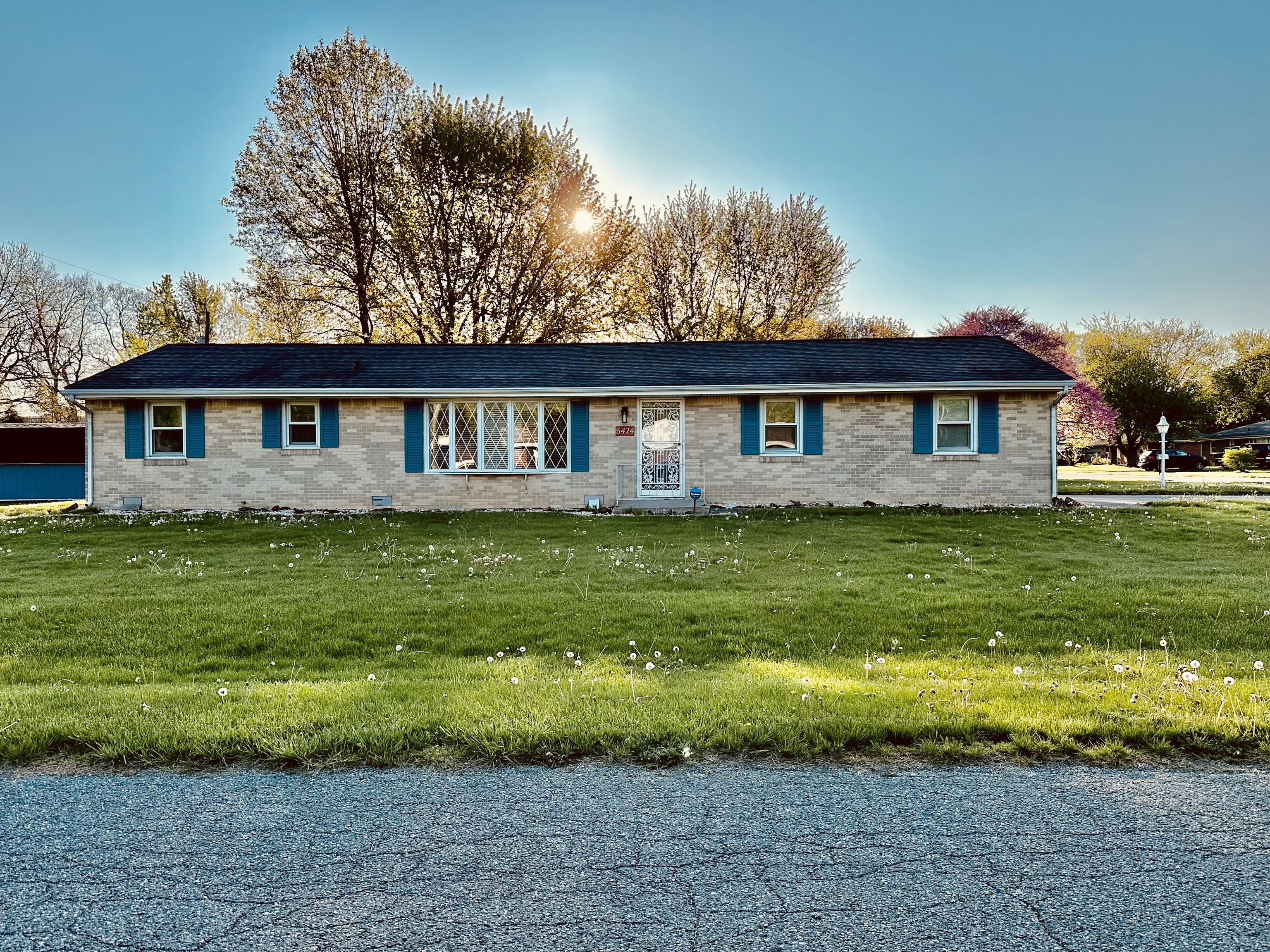 5424 Allen Drive