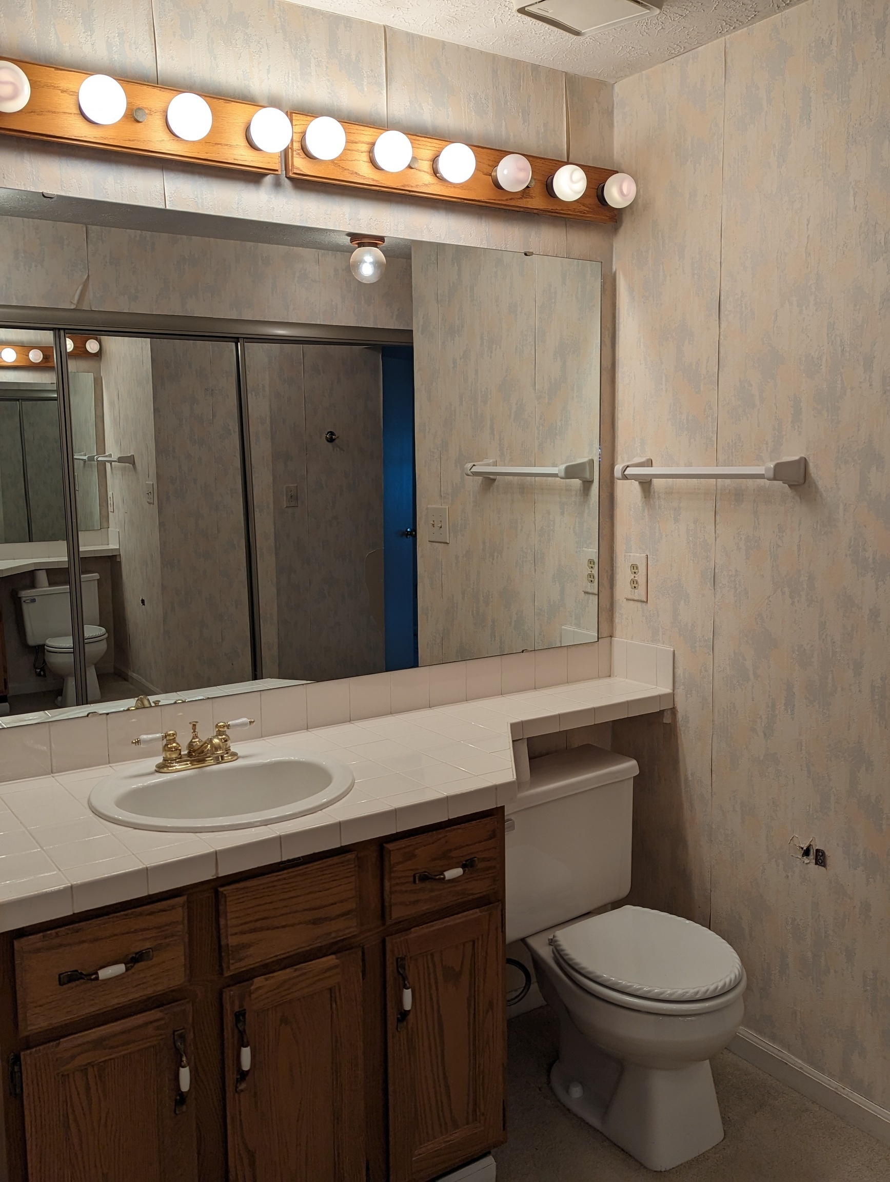 7405 Harbour Point Unit: 288