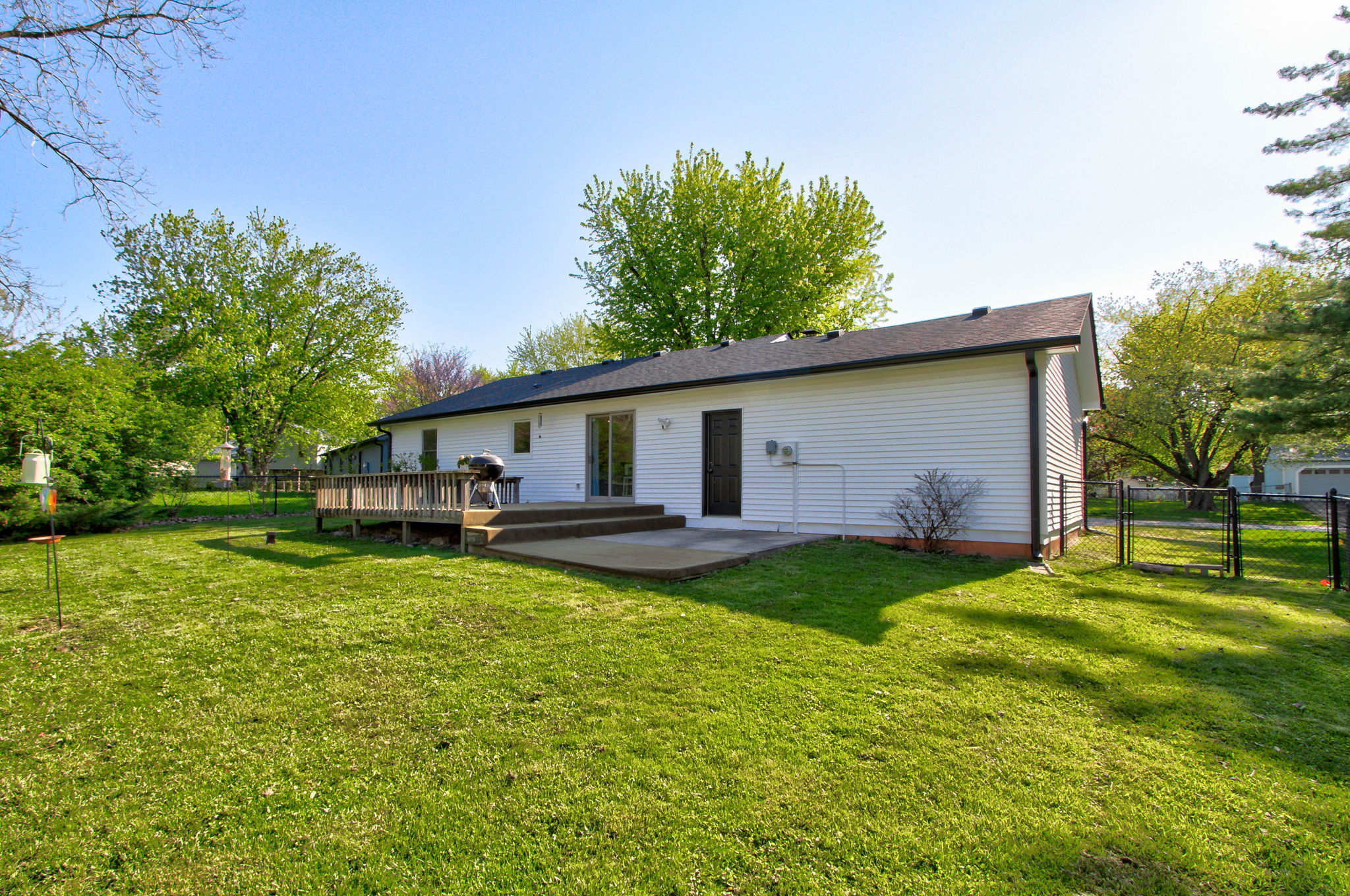 8004 Ridgegate West Drive