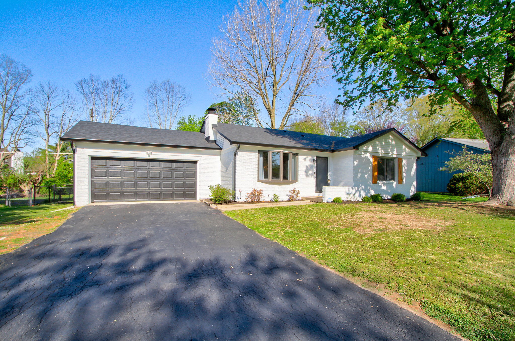 8004 Ridgegate West Drive
