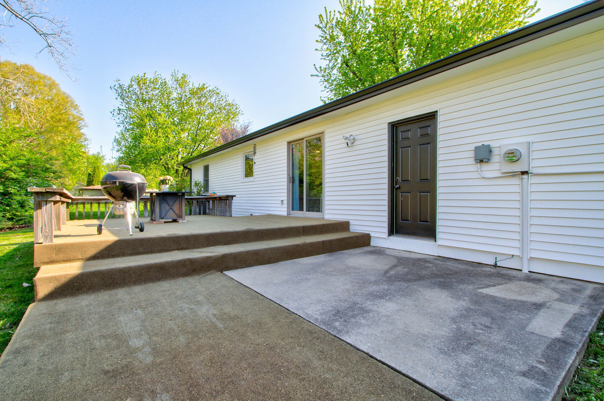 8004 Ridgegate West Drive