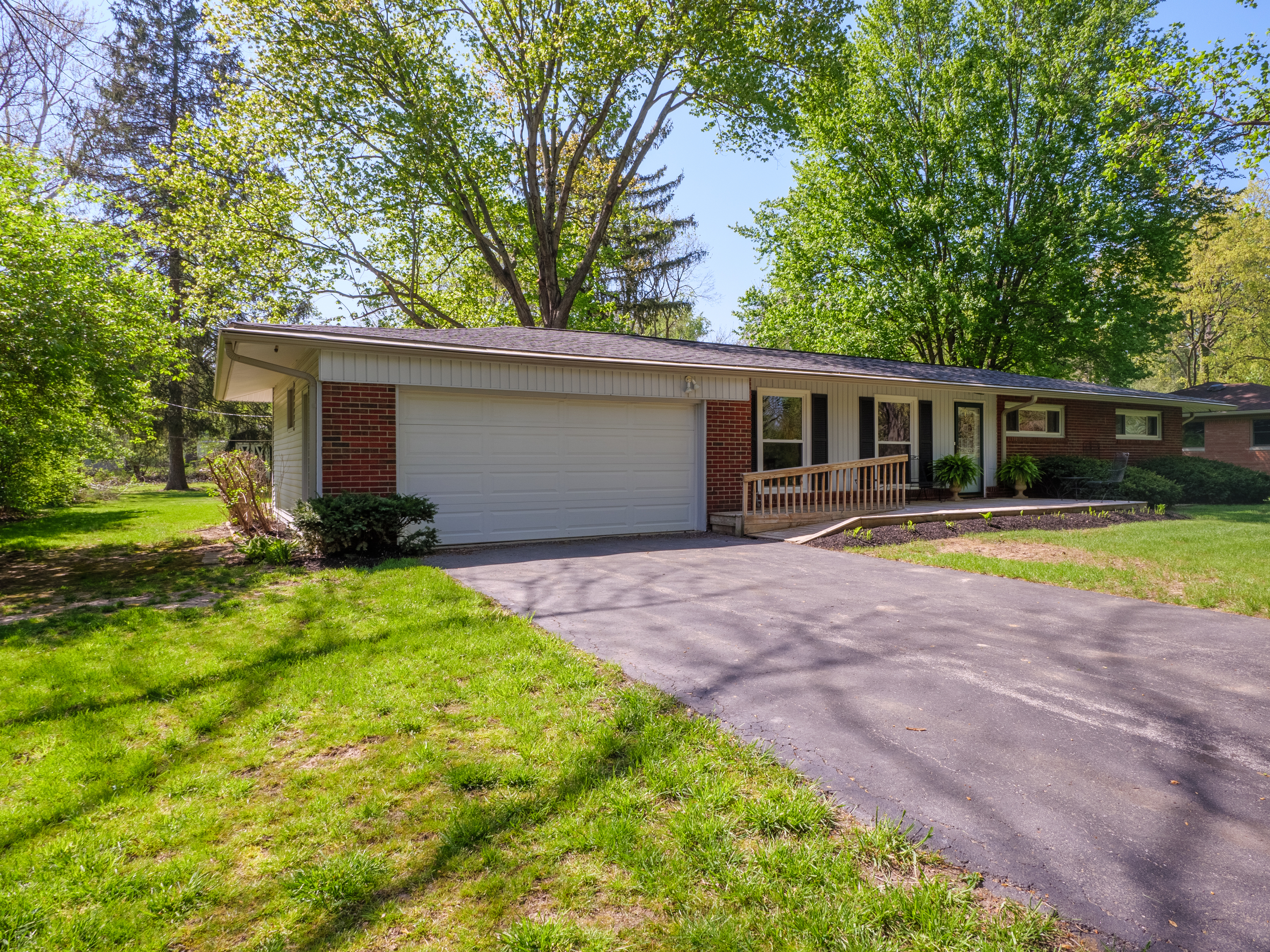 8830 Rosewood Lane