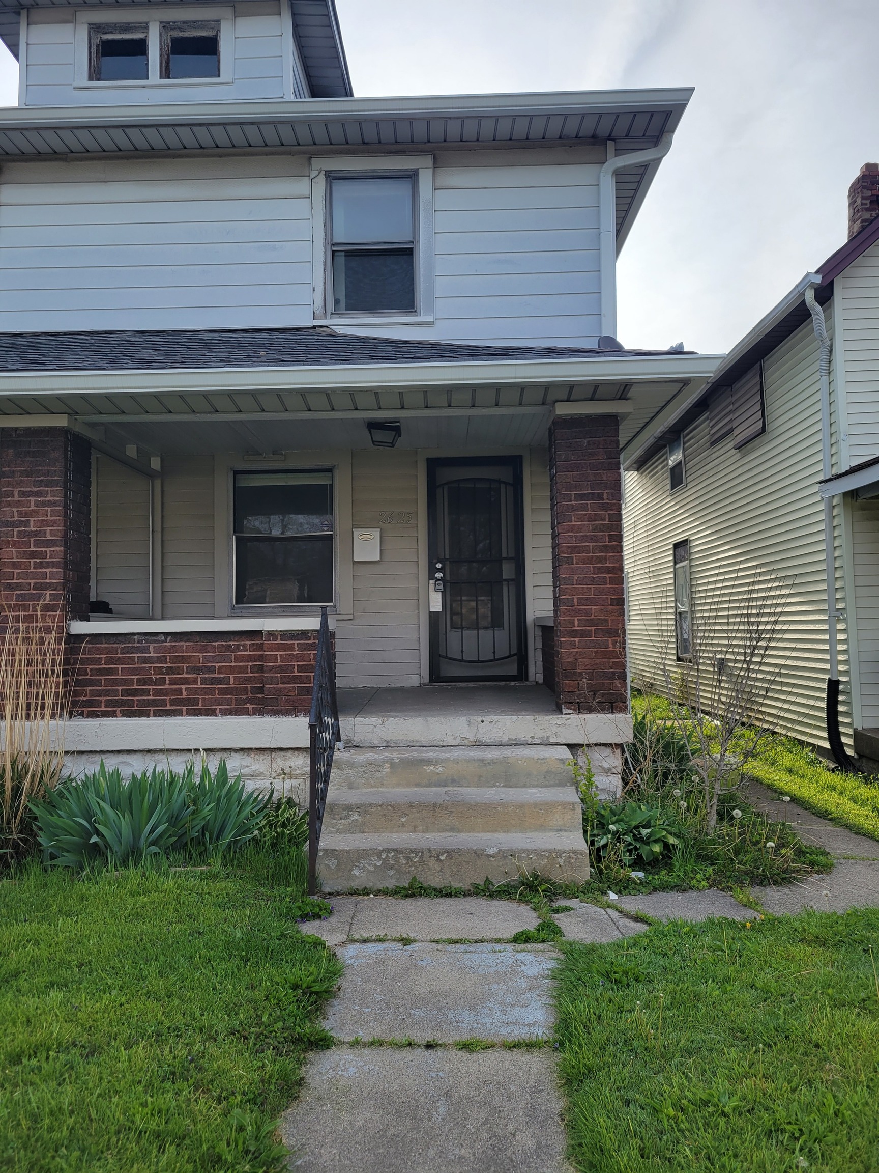 2625-27 Highland Place