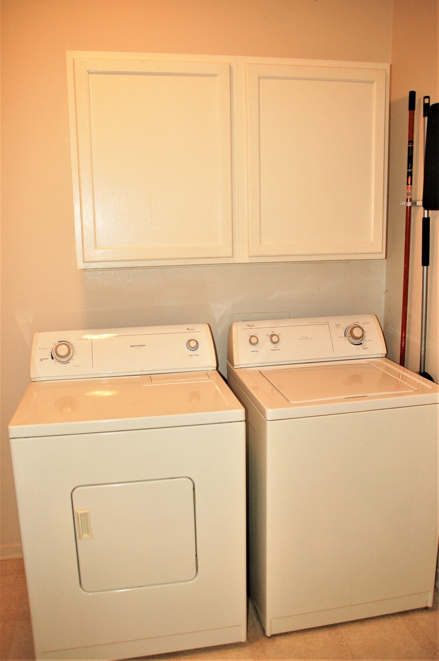 8348 S Swimming Hole Lane