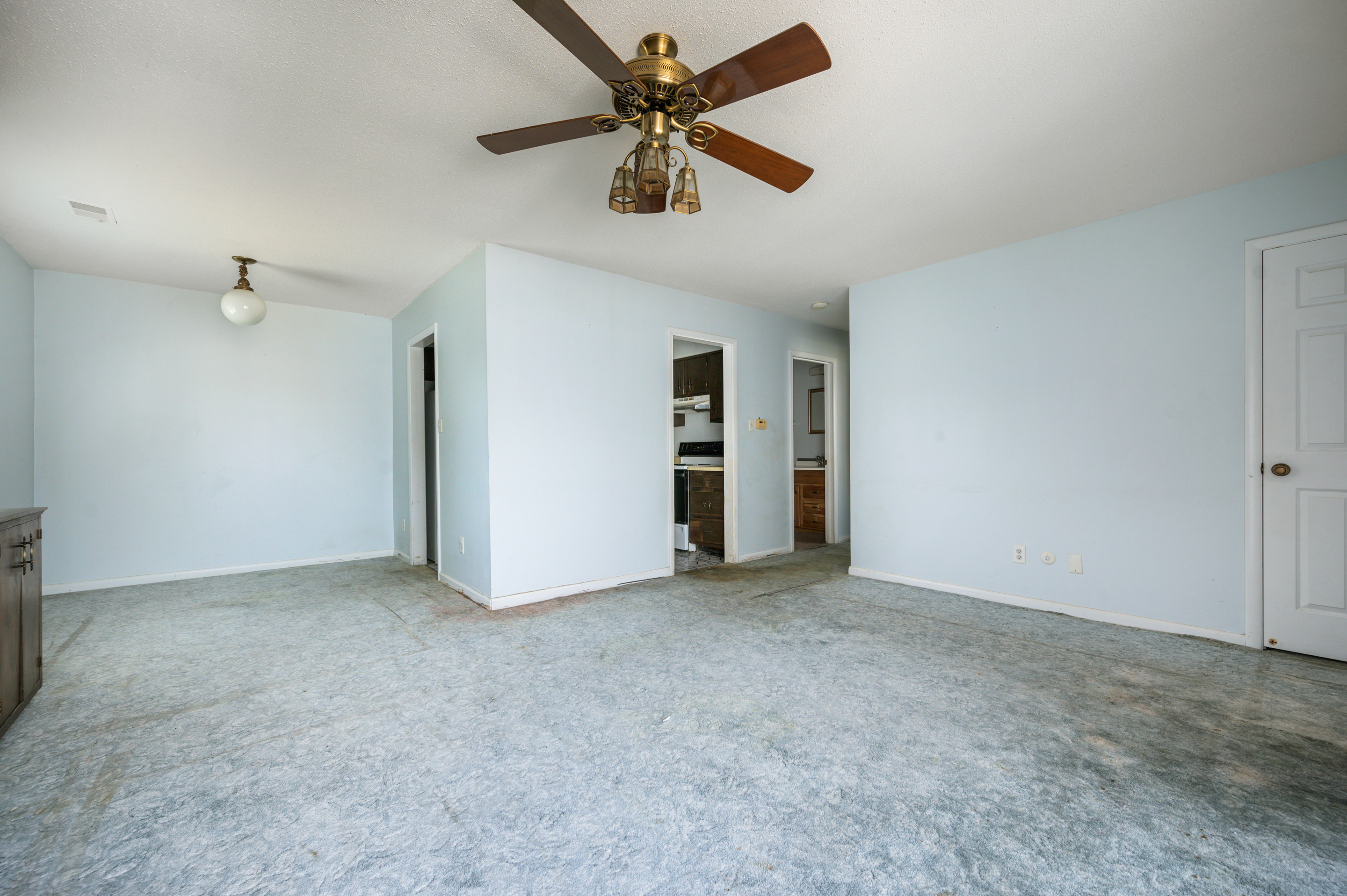 4923 Oakbrook Court