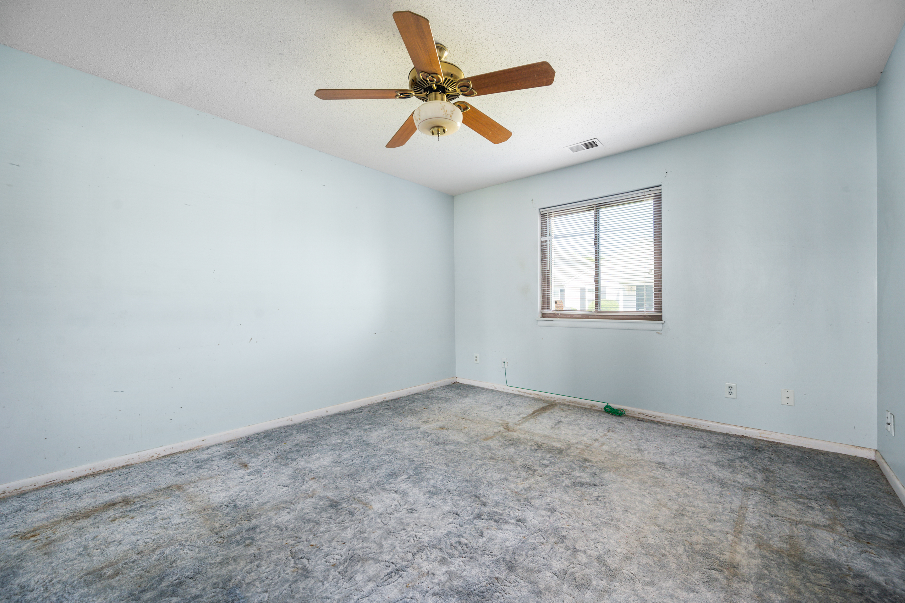 4923 Oakbrook Court