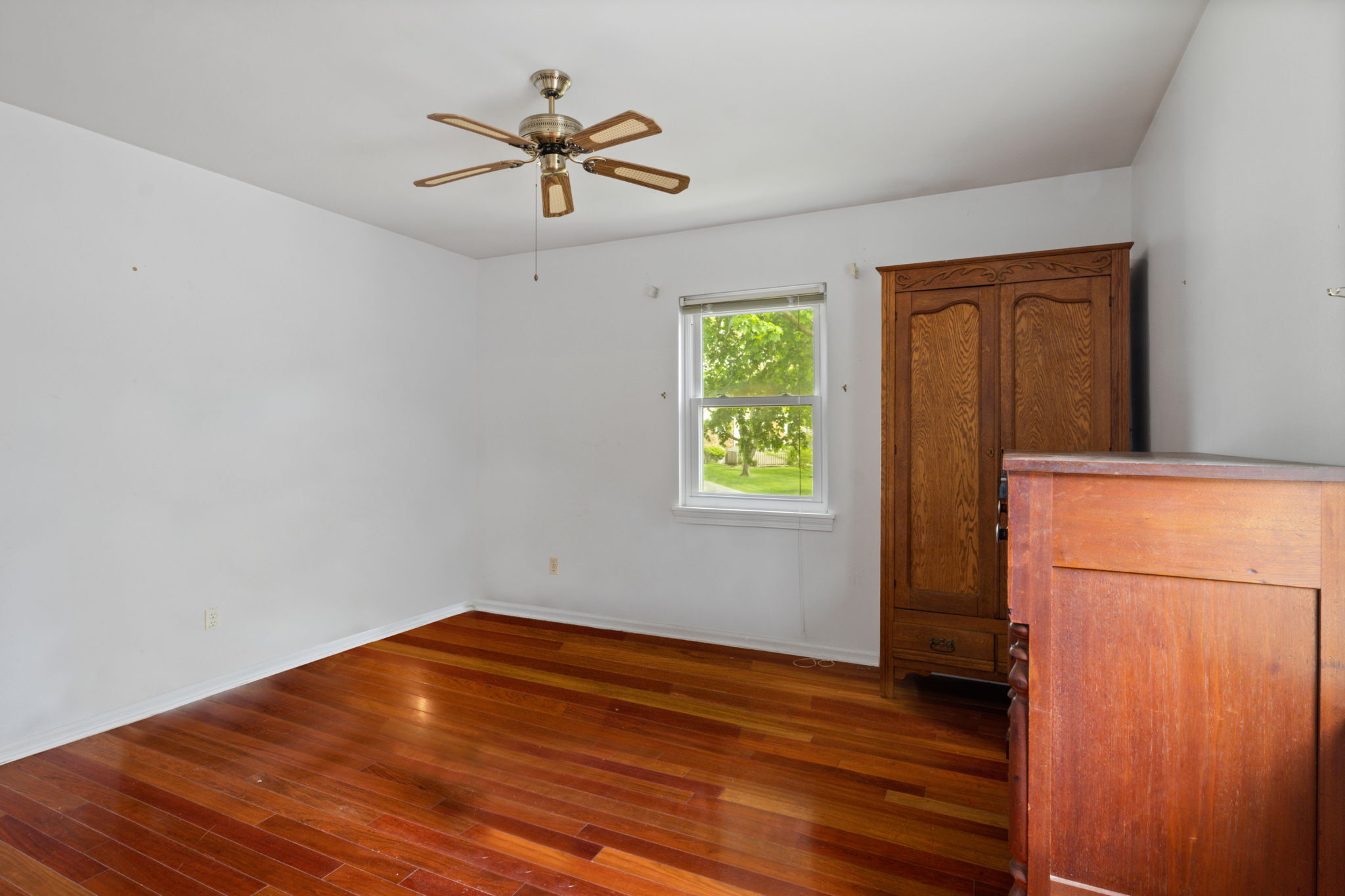 8292 Woodall Drive
