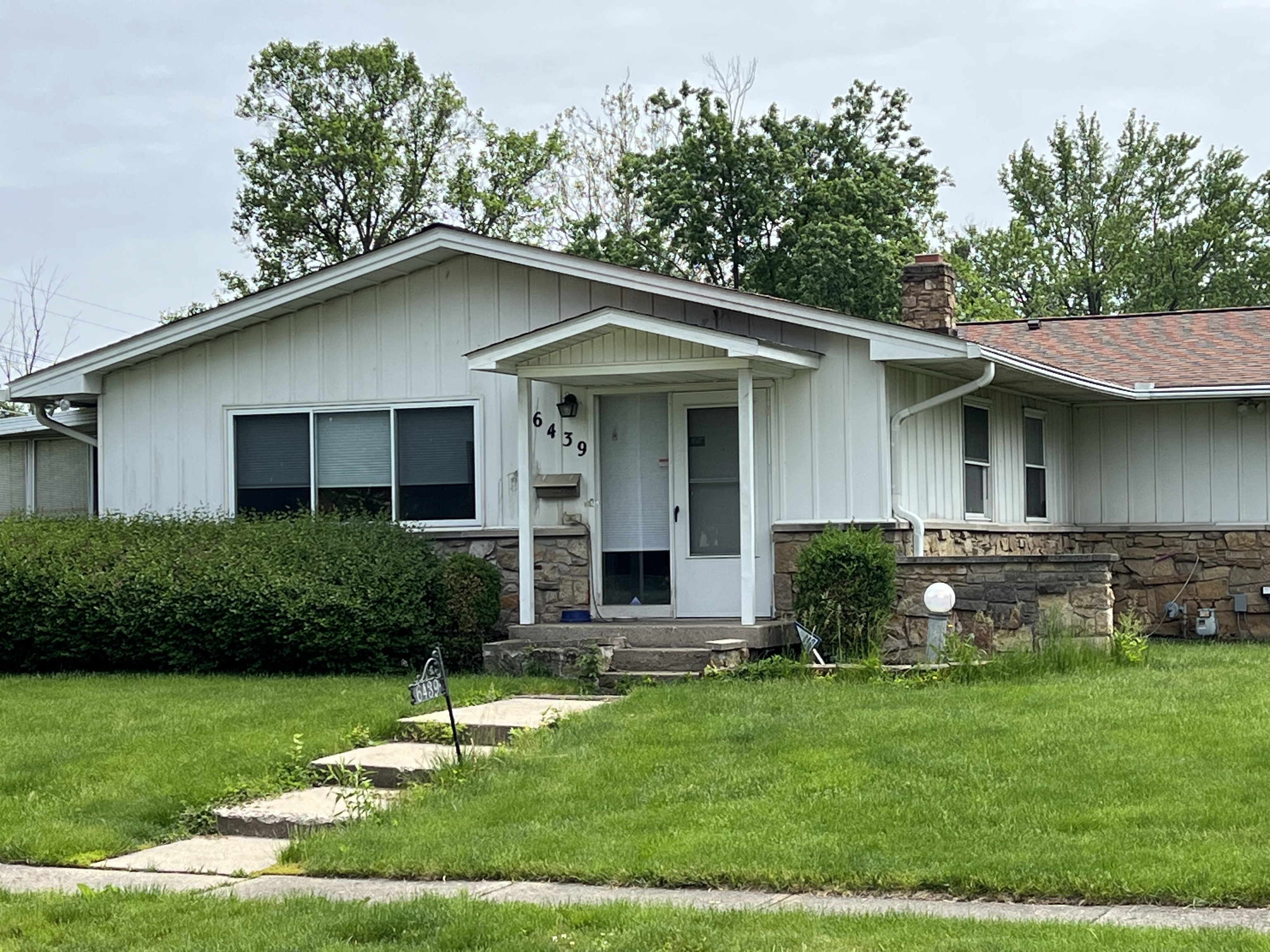 5241 Moonlight Drive