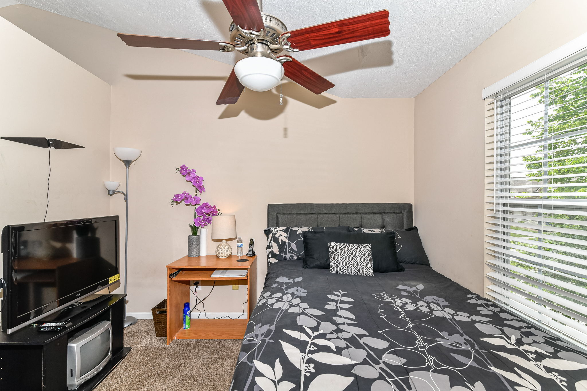 5475 Kelvington Lane Unit: 4-C