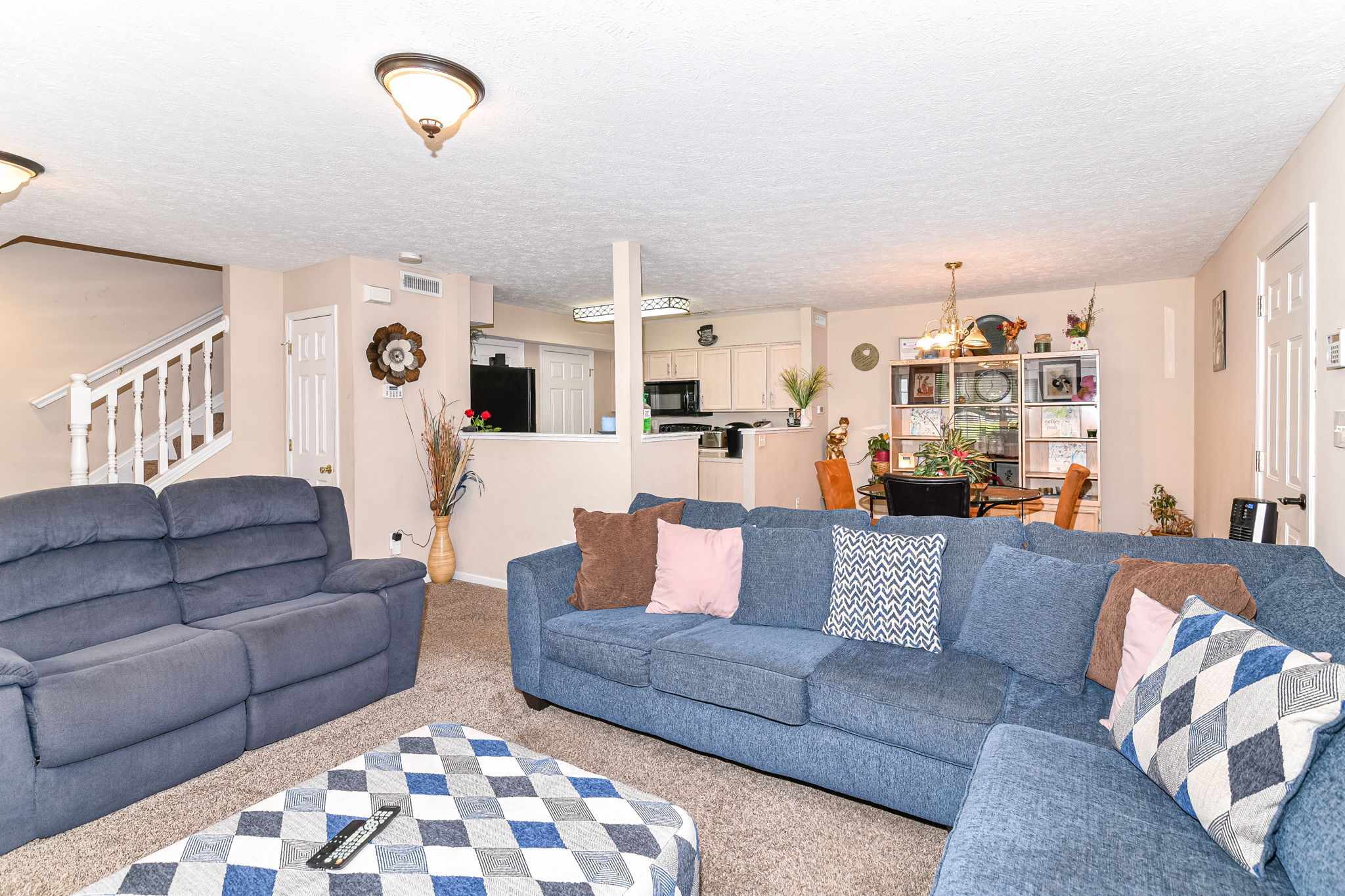 5475 Kelvington Lane Unit: 4-C