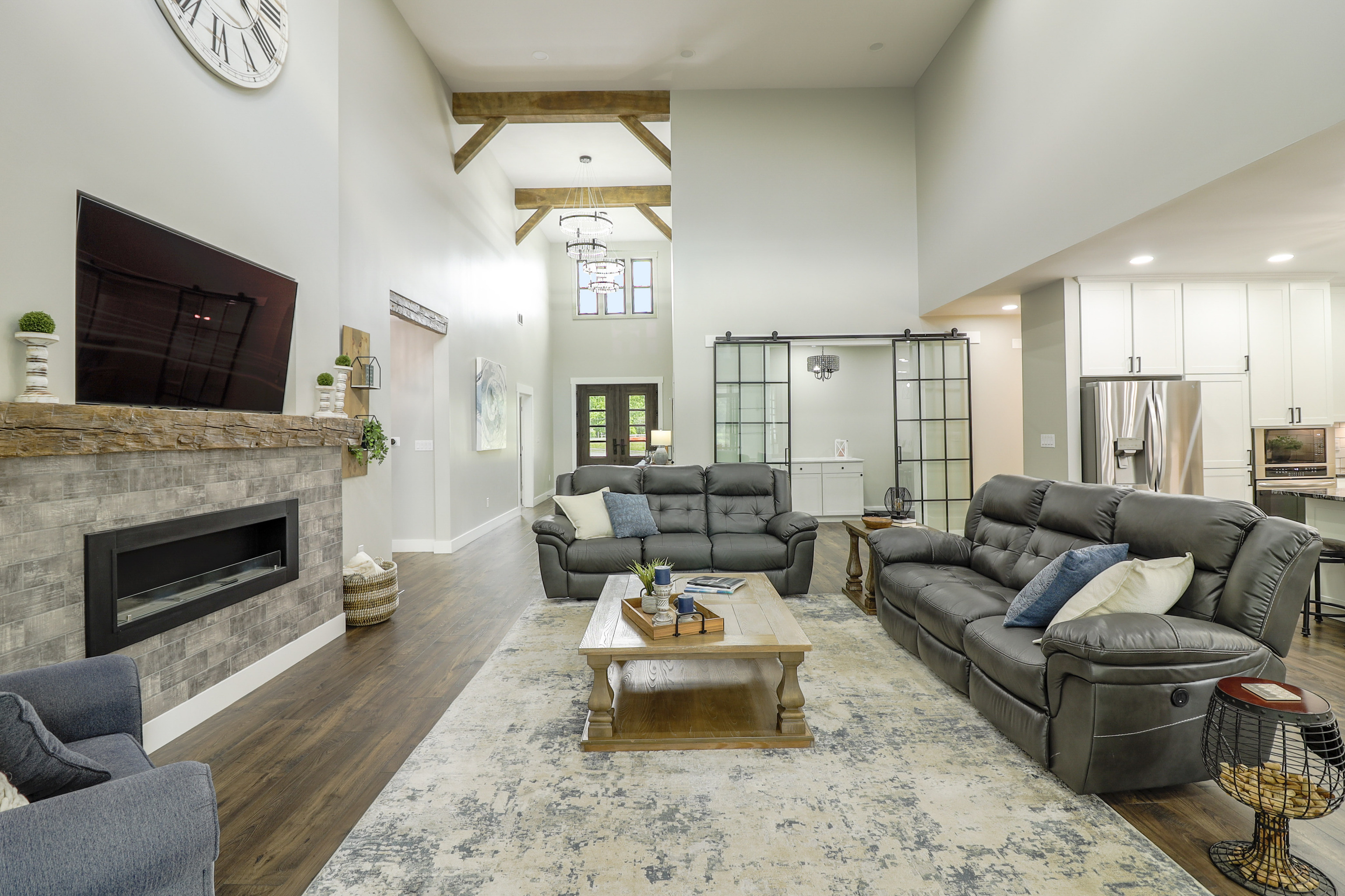 9738 N Fortville Pike