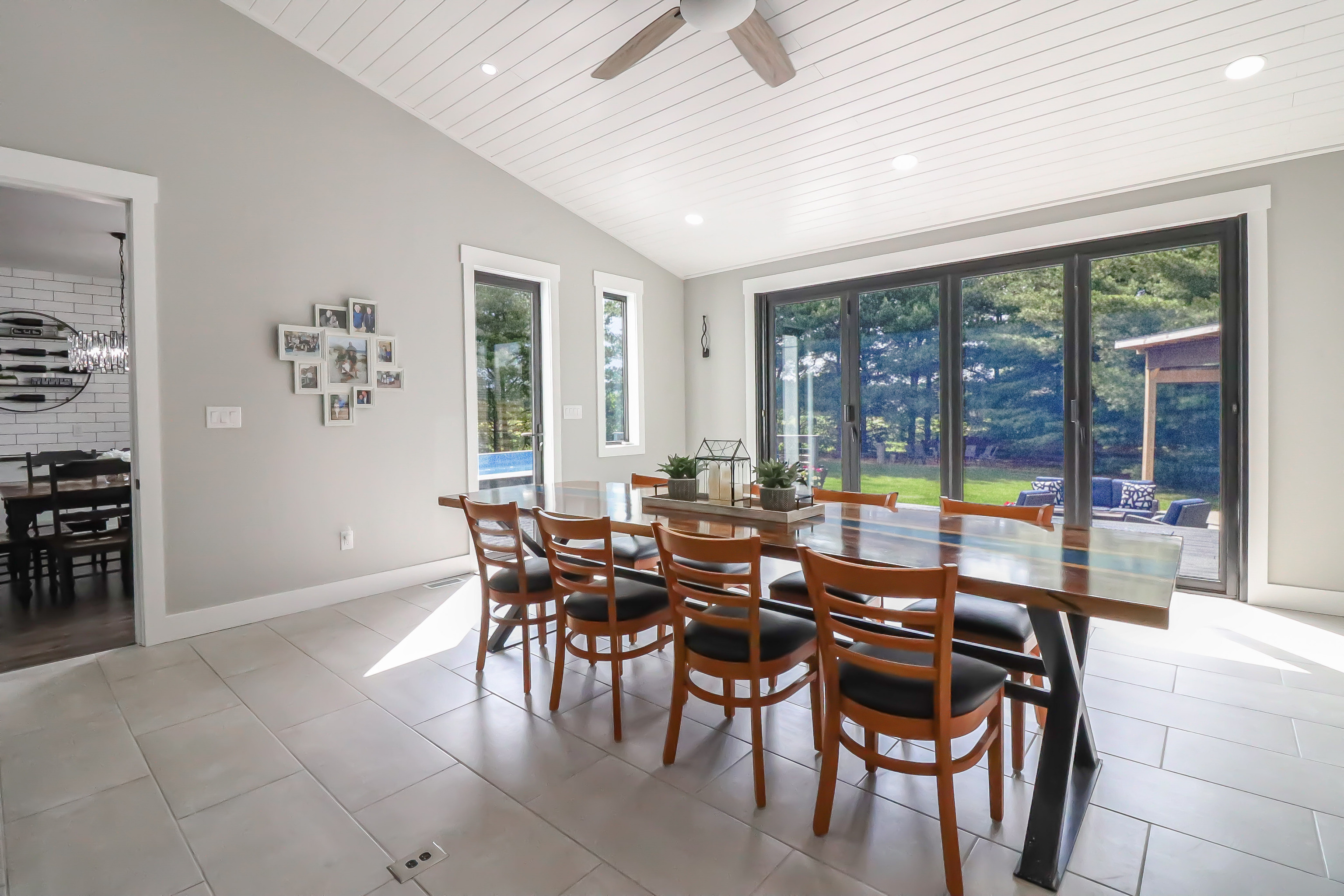 9738 N Fortville Pike