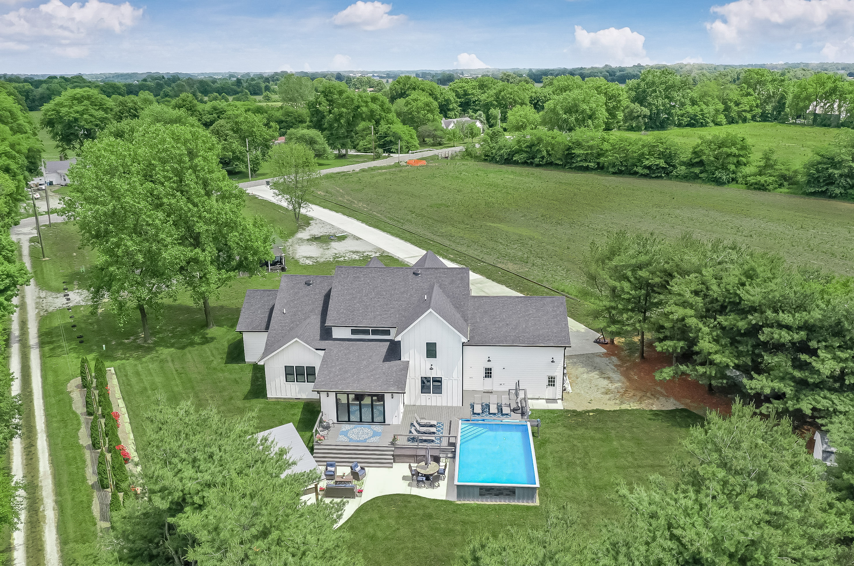 9738 N Fortville Pike