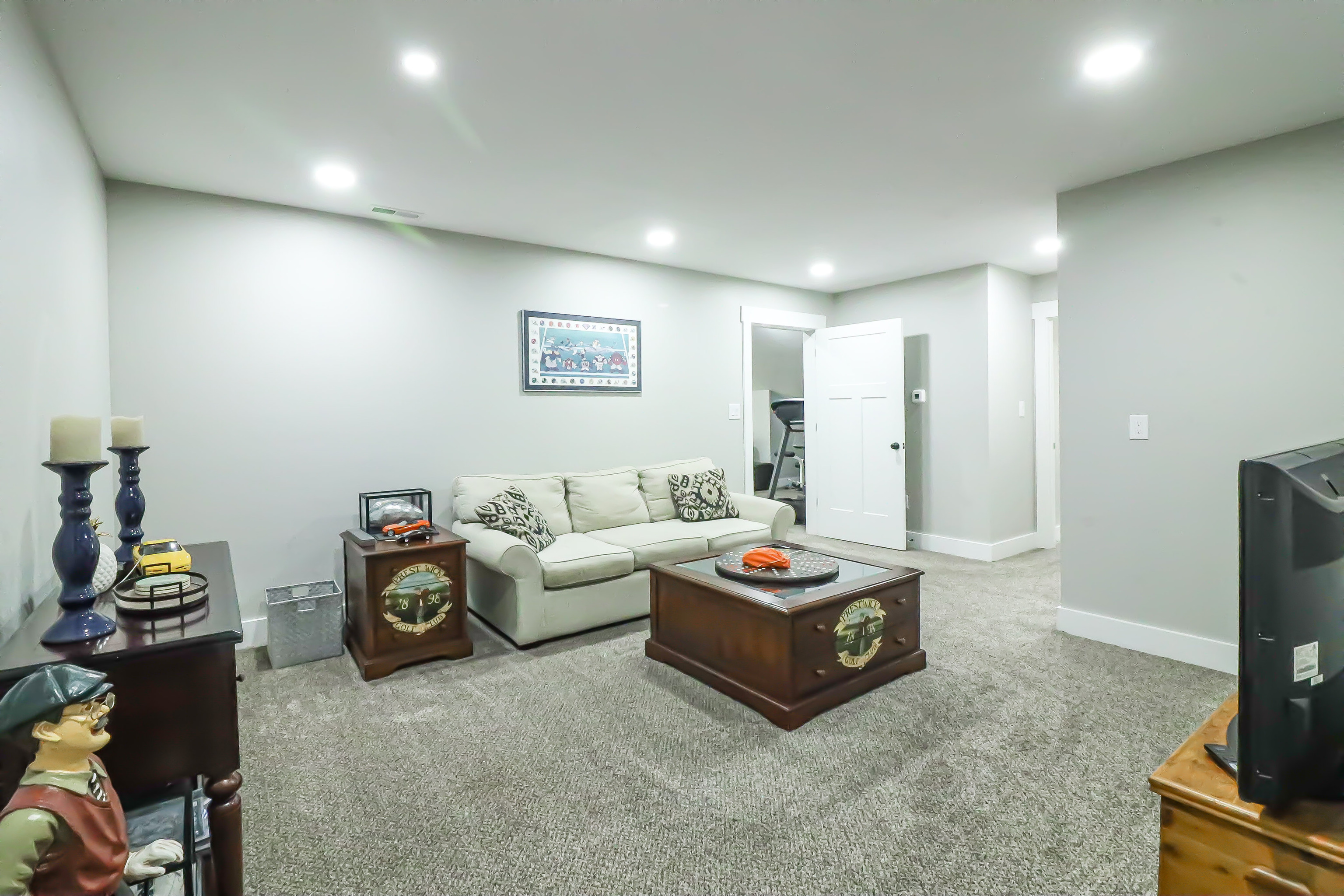 9738 N Fortville Pike