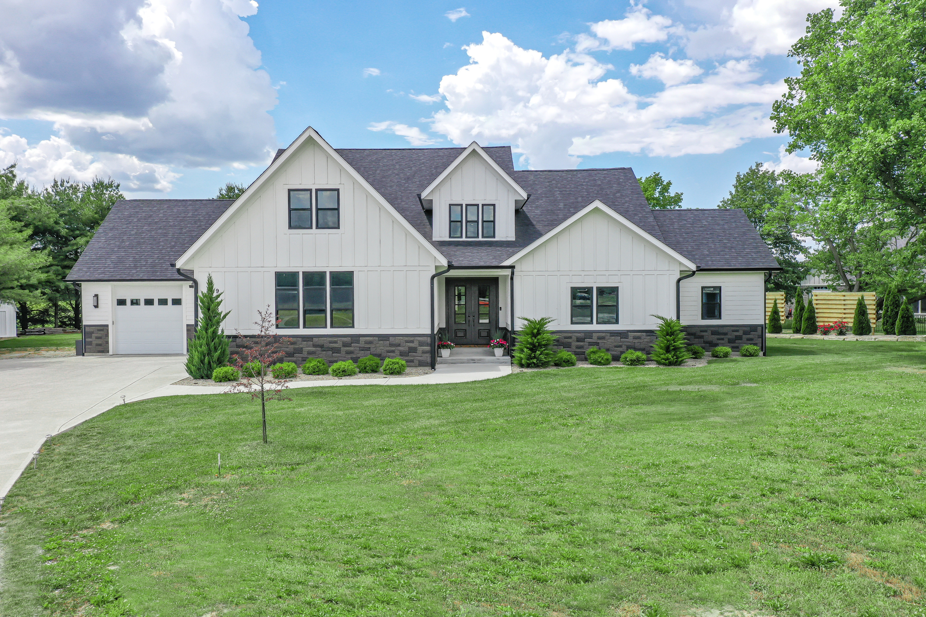 9738 N Fortville Pike