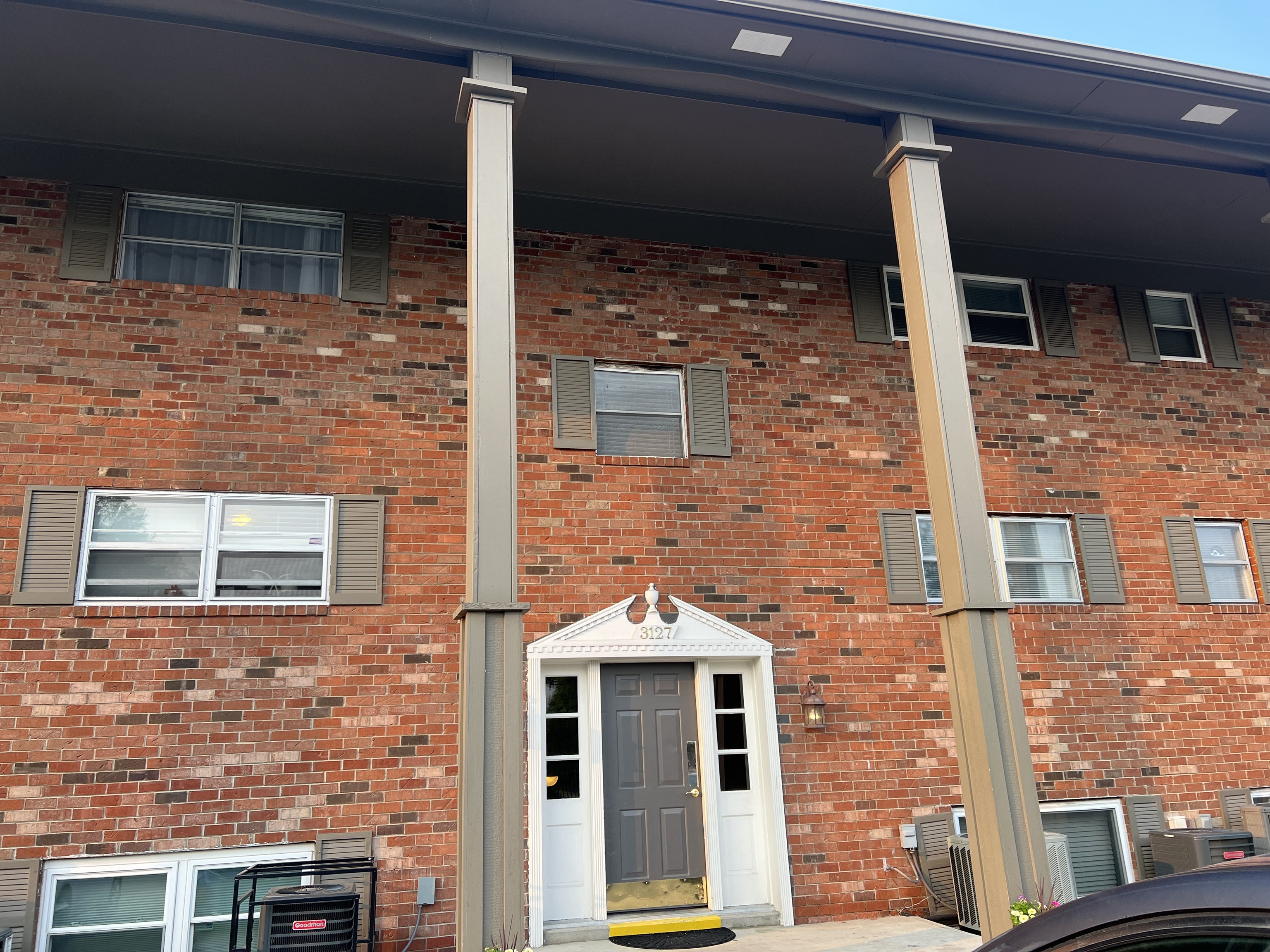 3127 E 52nd Street Unit: UNIT A