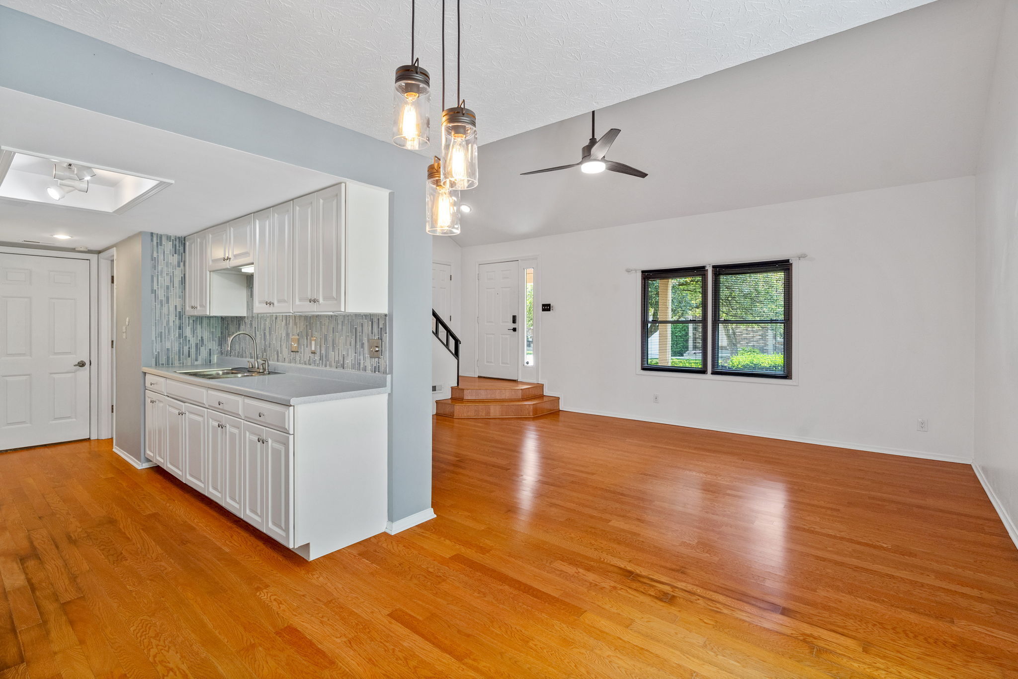 7543 Castleton Farms West Drive