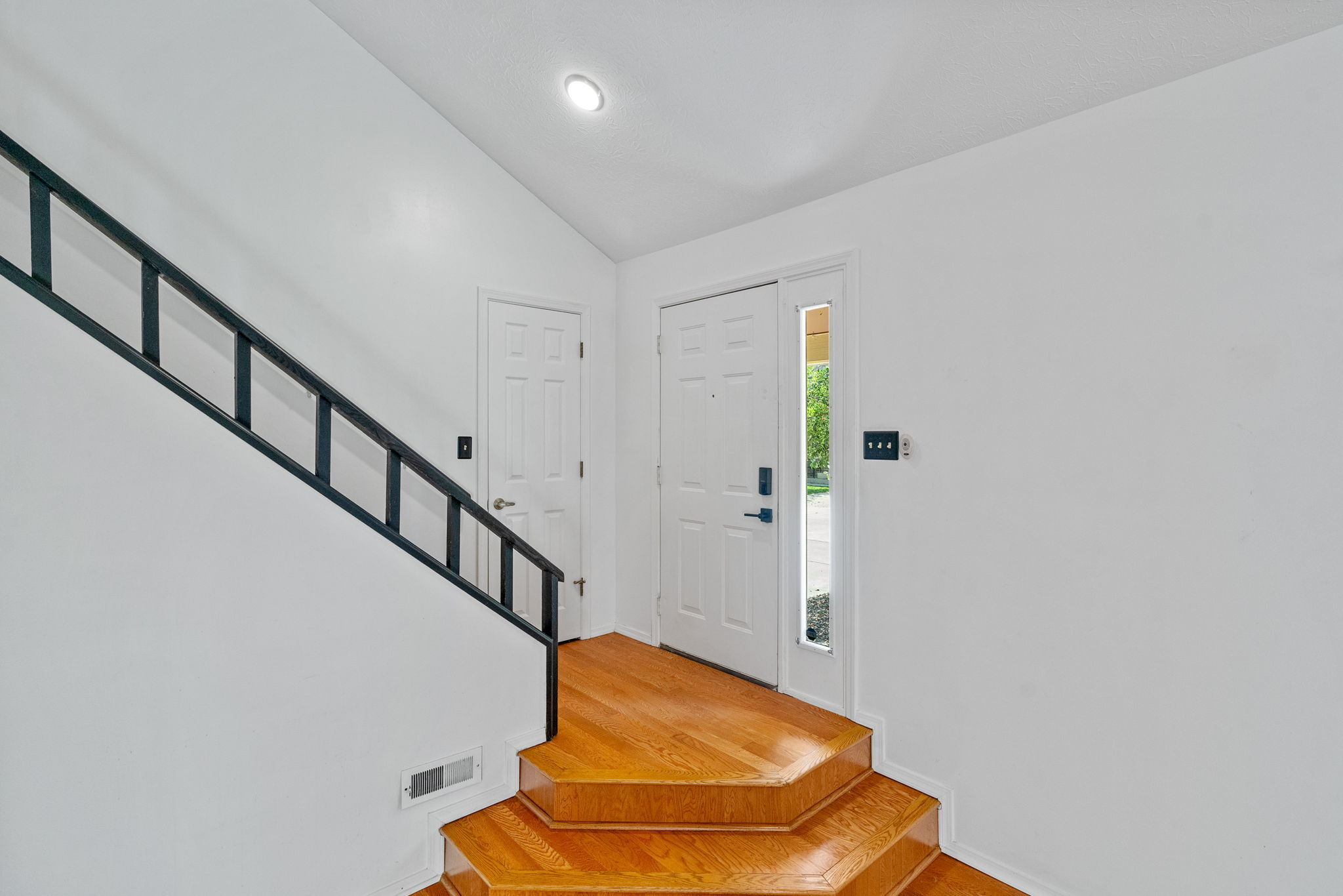 7543 Castleton Farms West Drive
