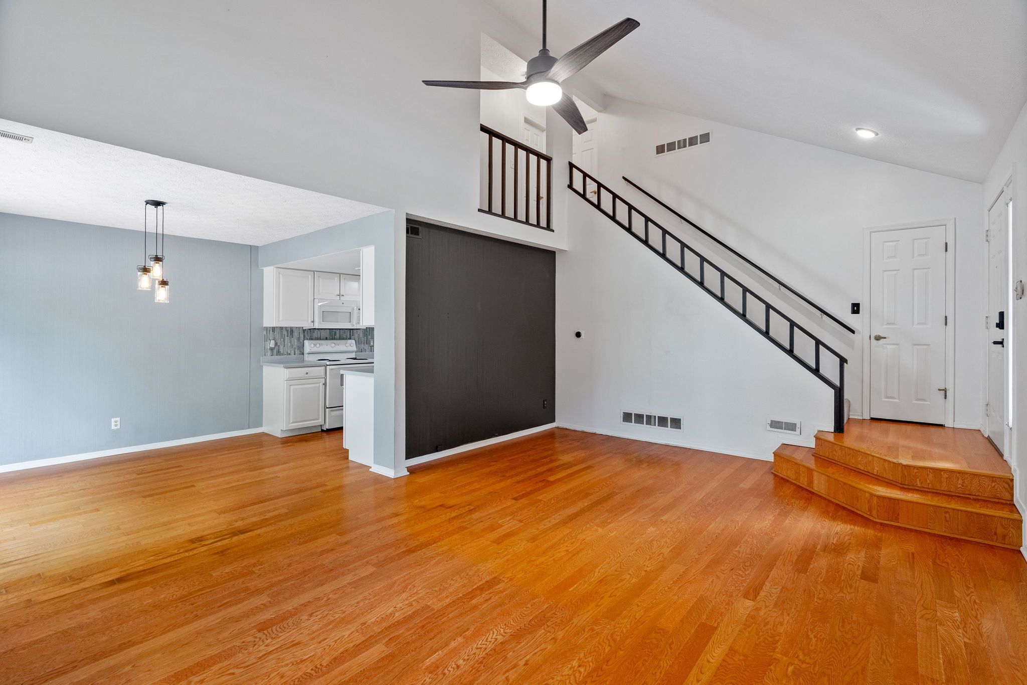 7543 Castleton Farms West Drive