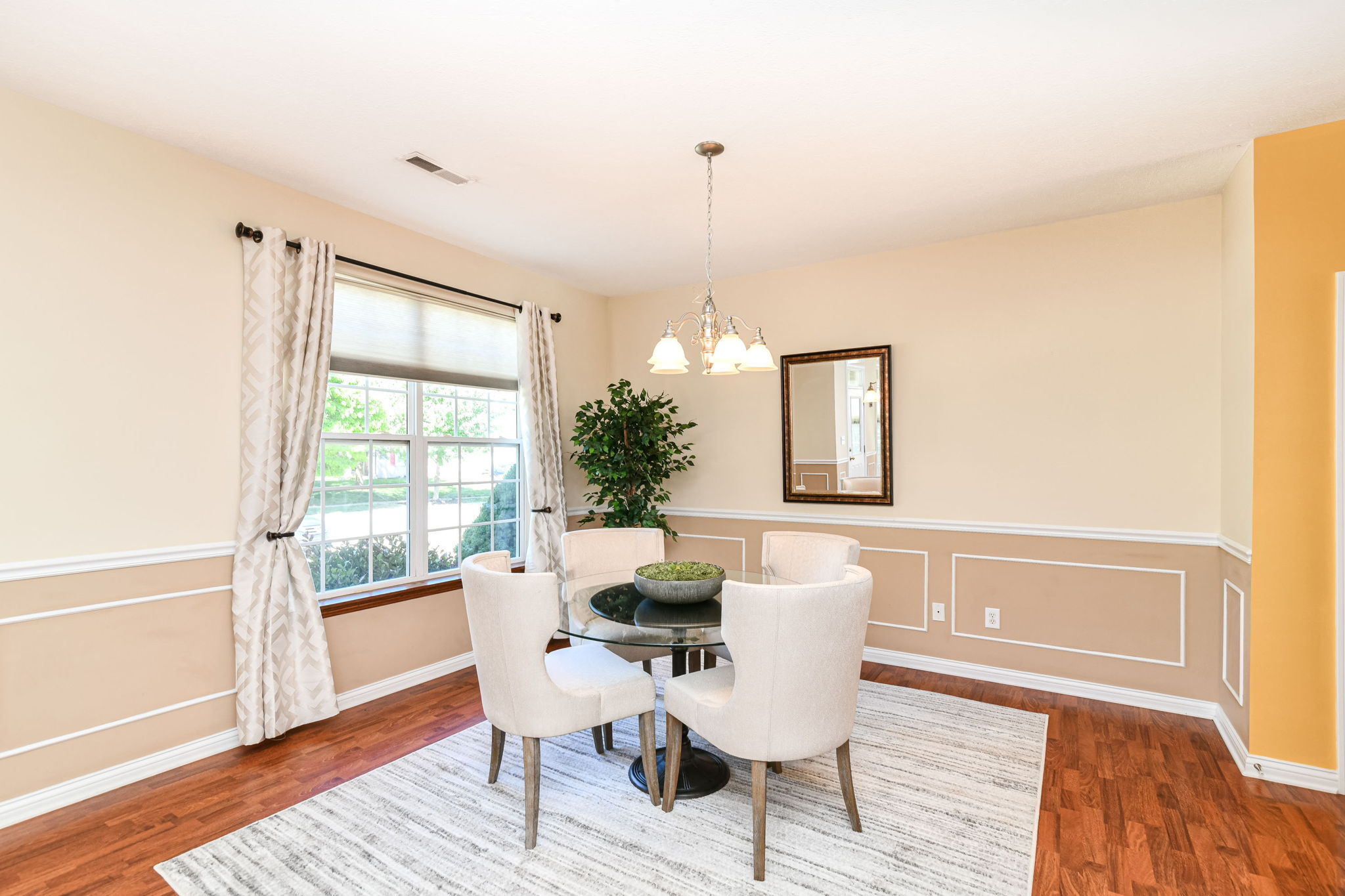 10755 Chestnut Heath Court