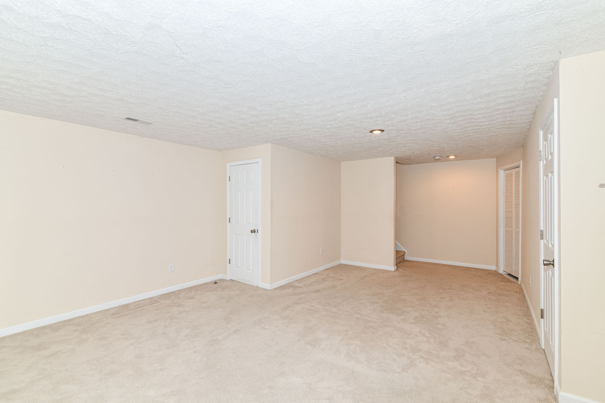 10755 Chestnut Heath Court