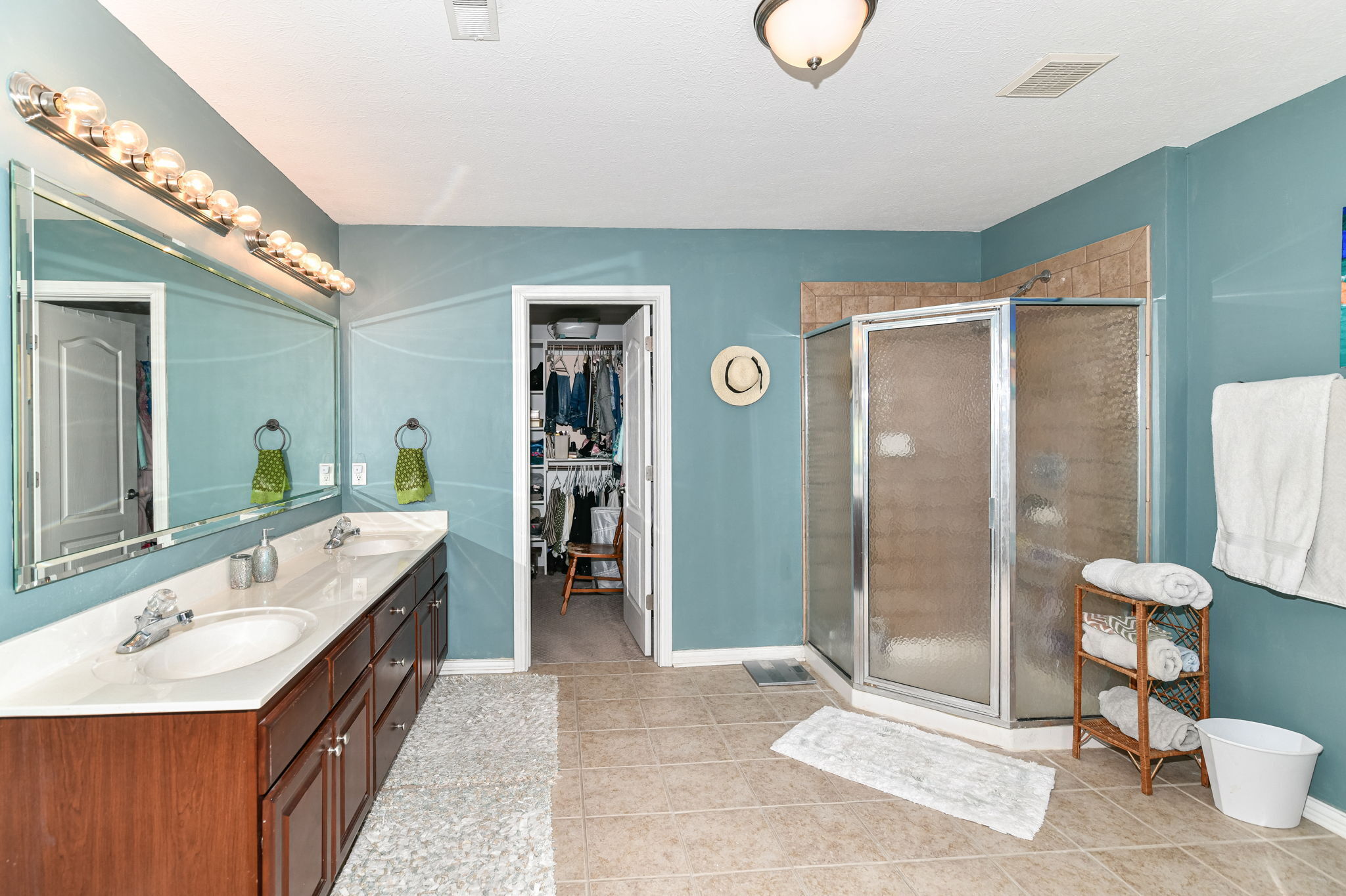 10755 Chestnut Heath Court