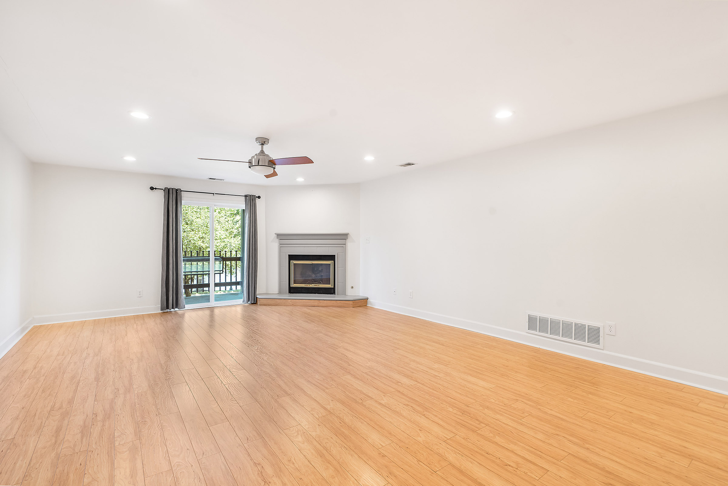 8651 Jaffa Court East Drive Unit: APT 11
