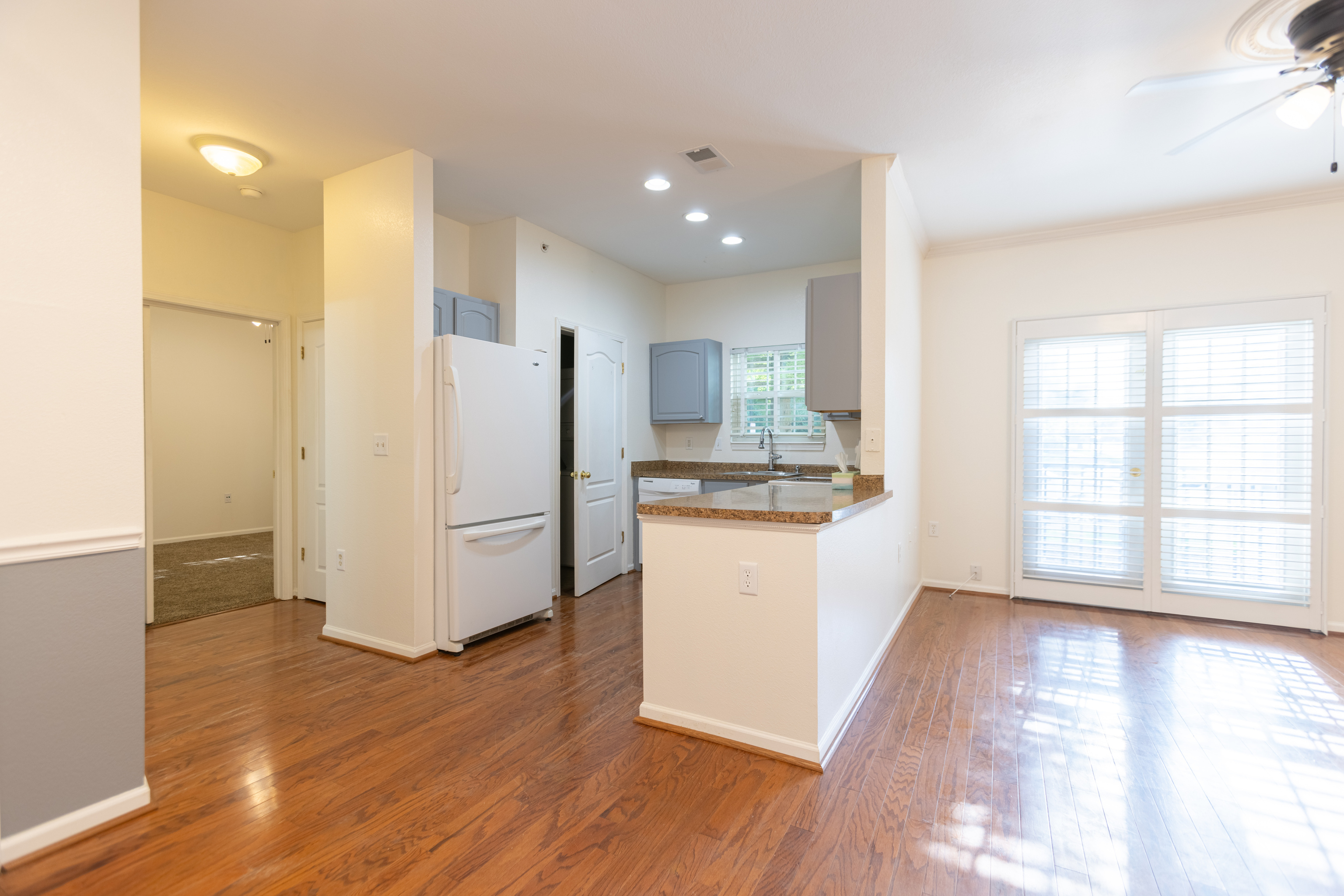 12853 Tradd Street Unit: APT 1B