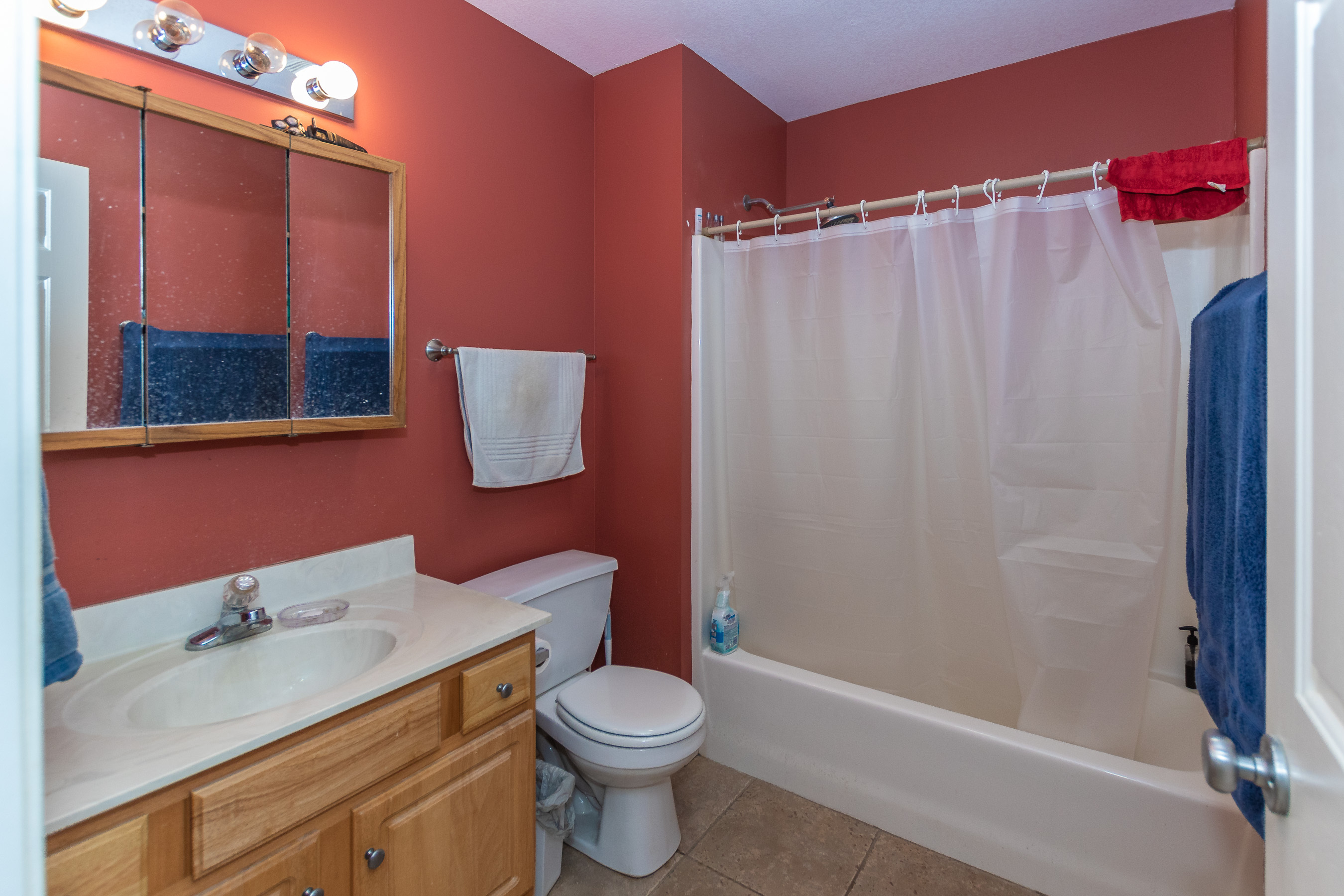 136 N 6th St Apt 8