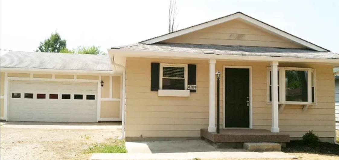 4709 E Minnesota Street