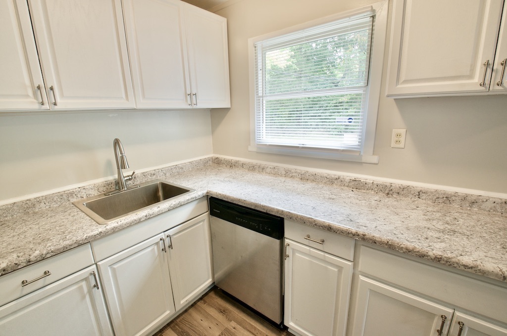 2551 Eagledale Drive