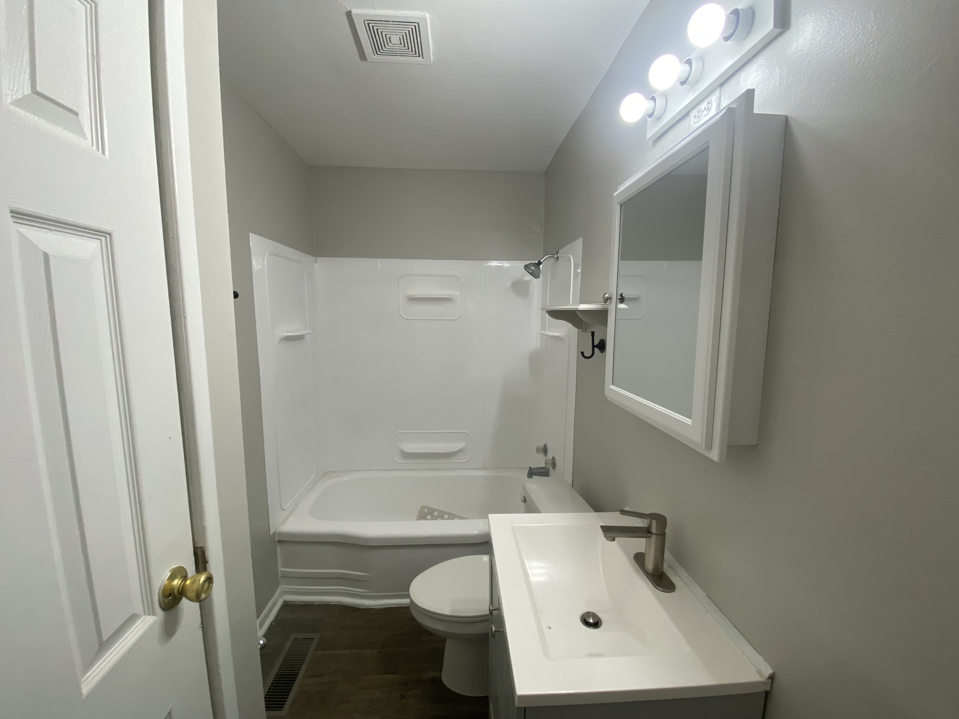 2551 Eagledale Drive