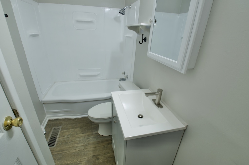 2551 Eagledale Drive