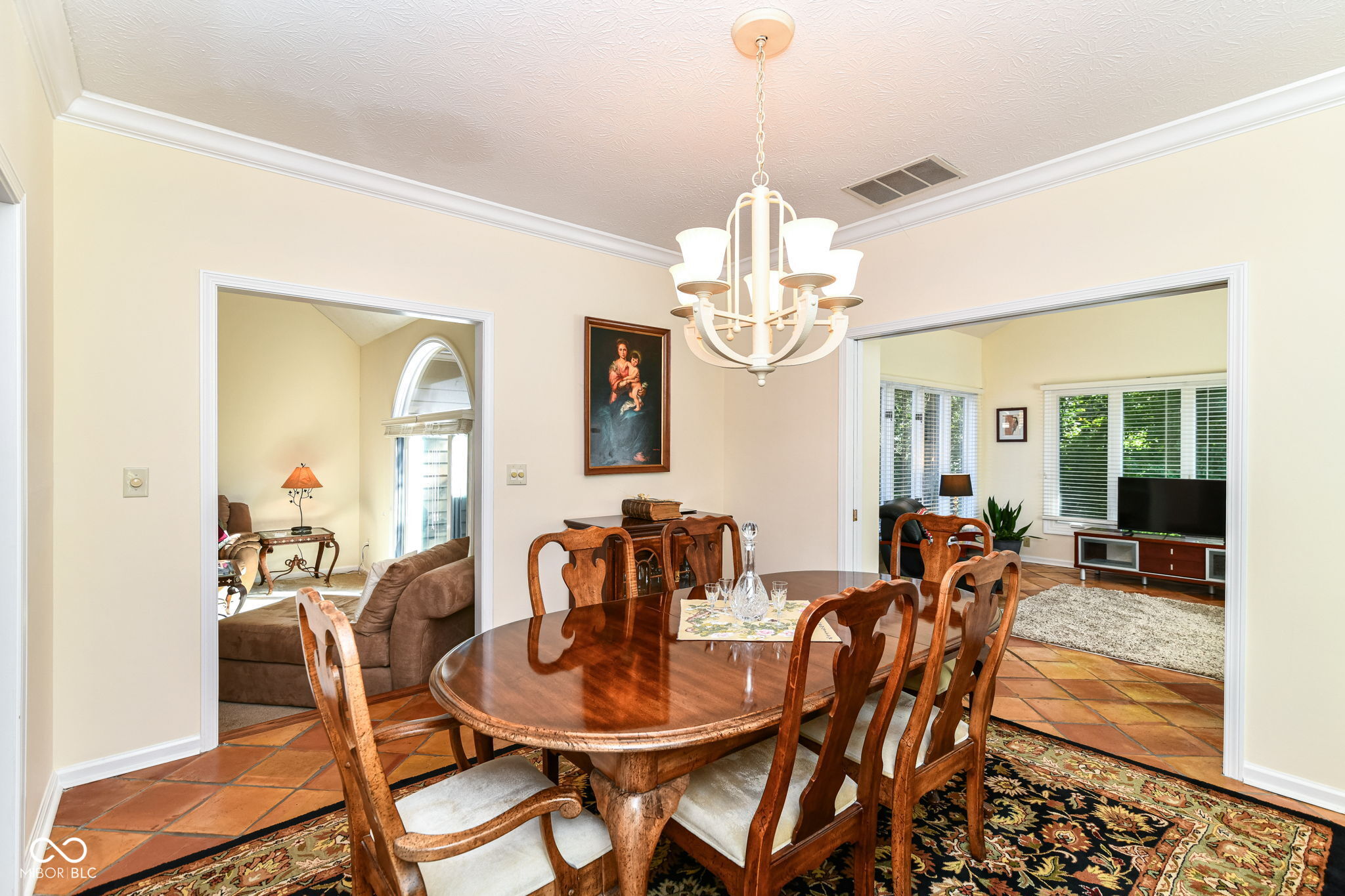 7181 Knollvalley Lane