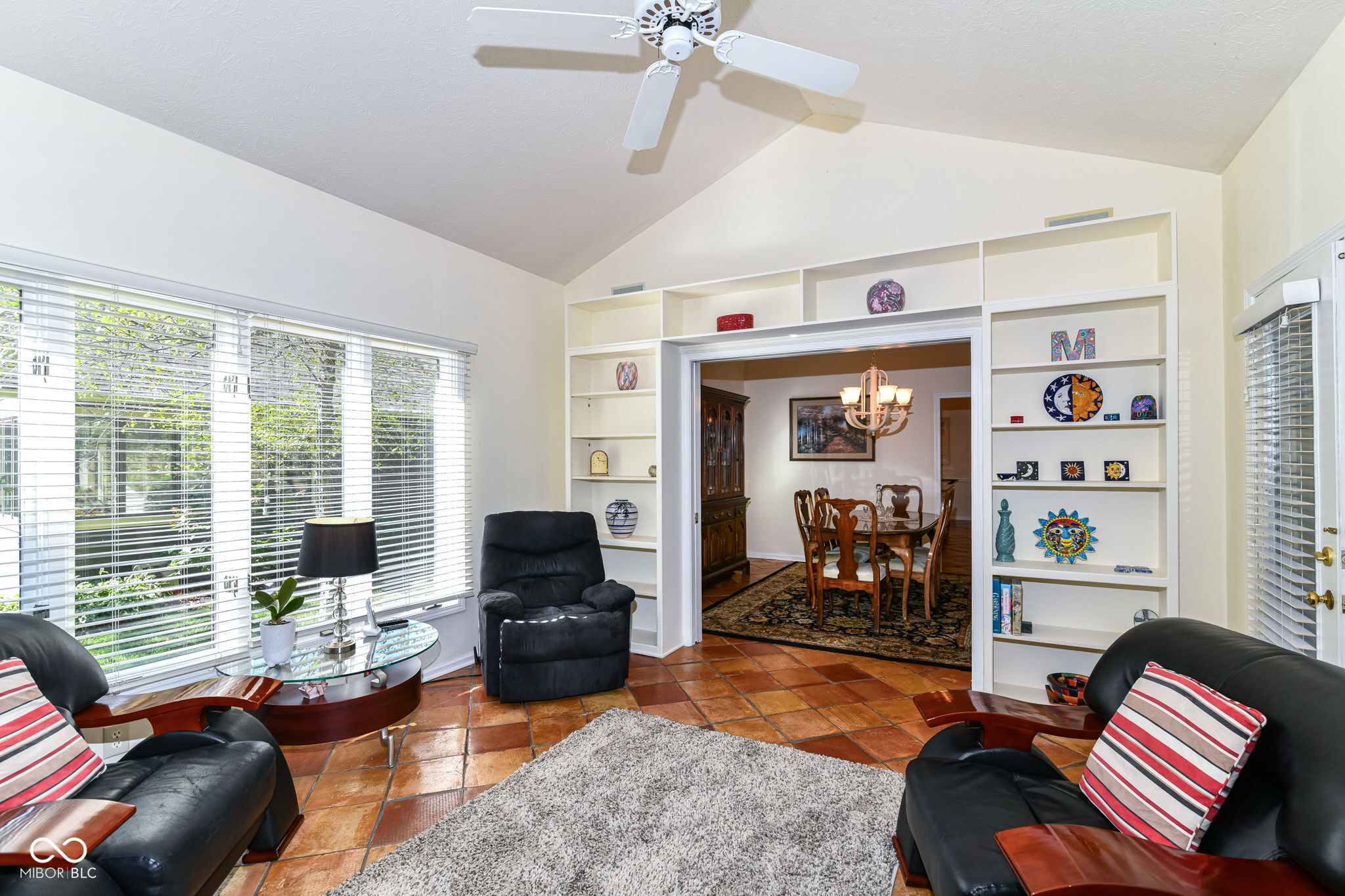 7181 Knollvalley Lane